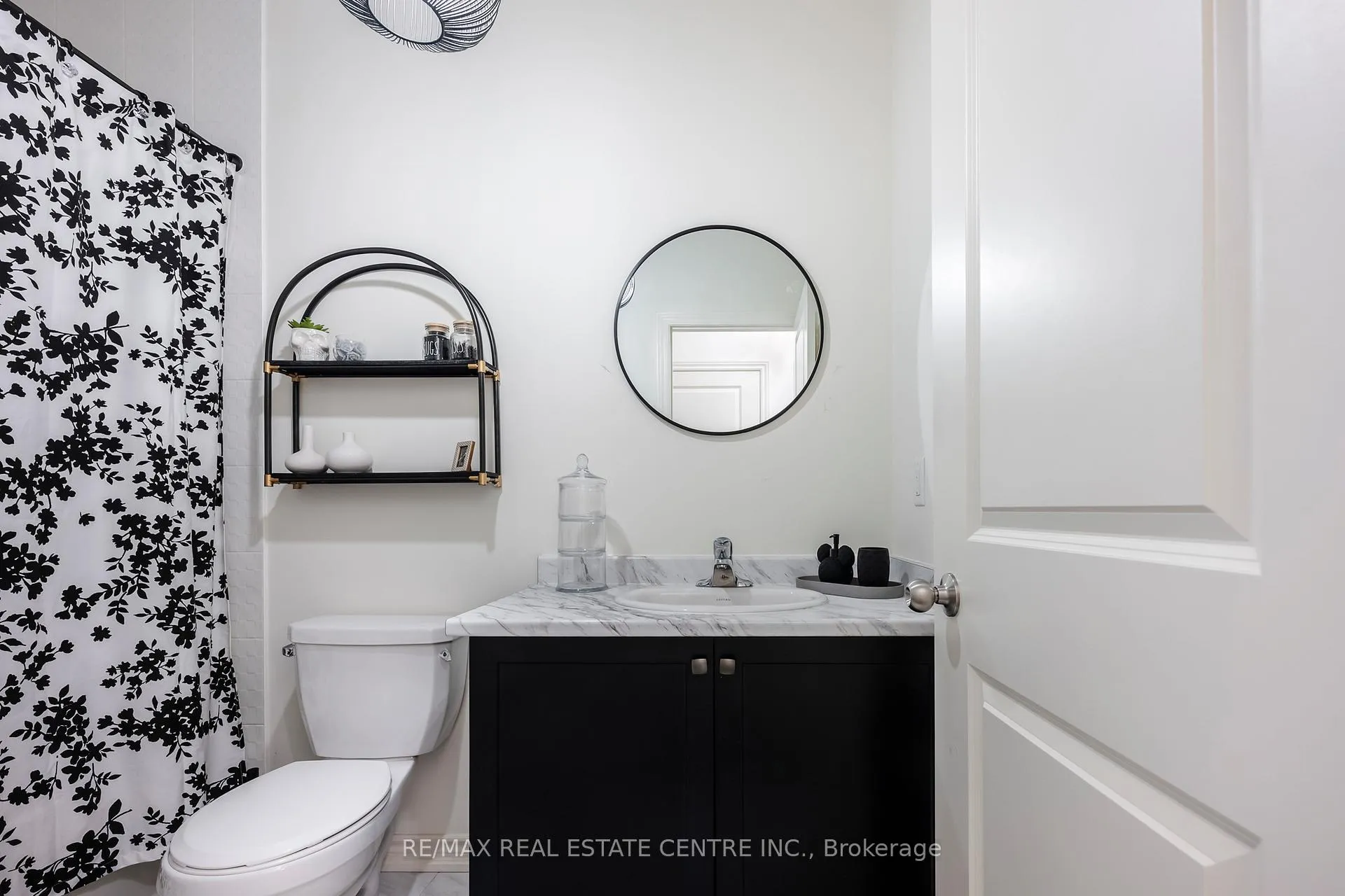 Photo 27 of 106 Adventura Road, Brampton, Northwest Brampton — HOMEH