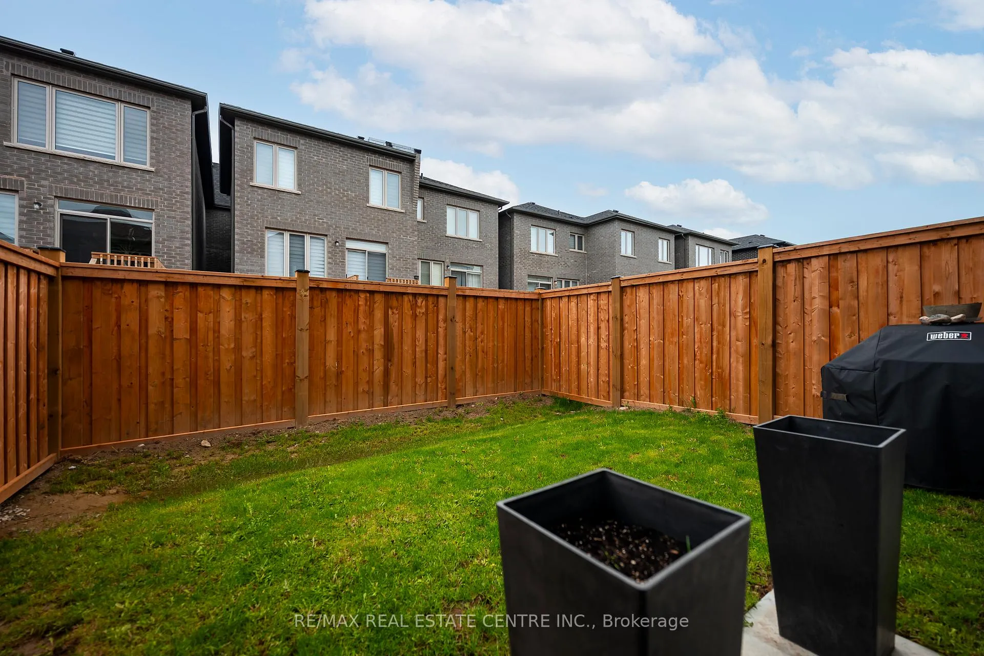 Photo 37 of 106 Adventura Road, Brampton, Northwest Brampton — HOMEH