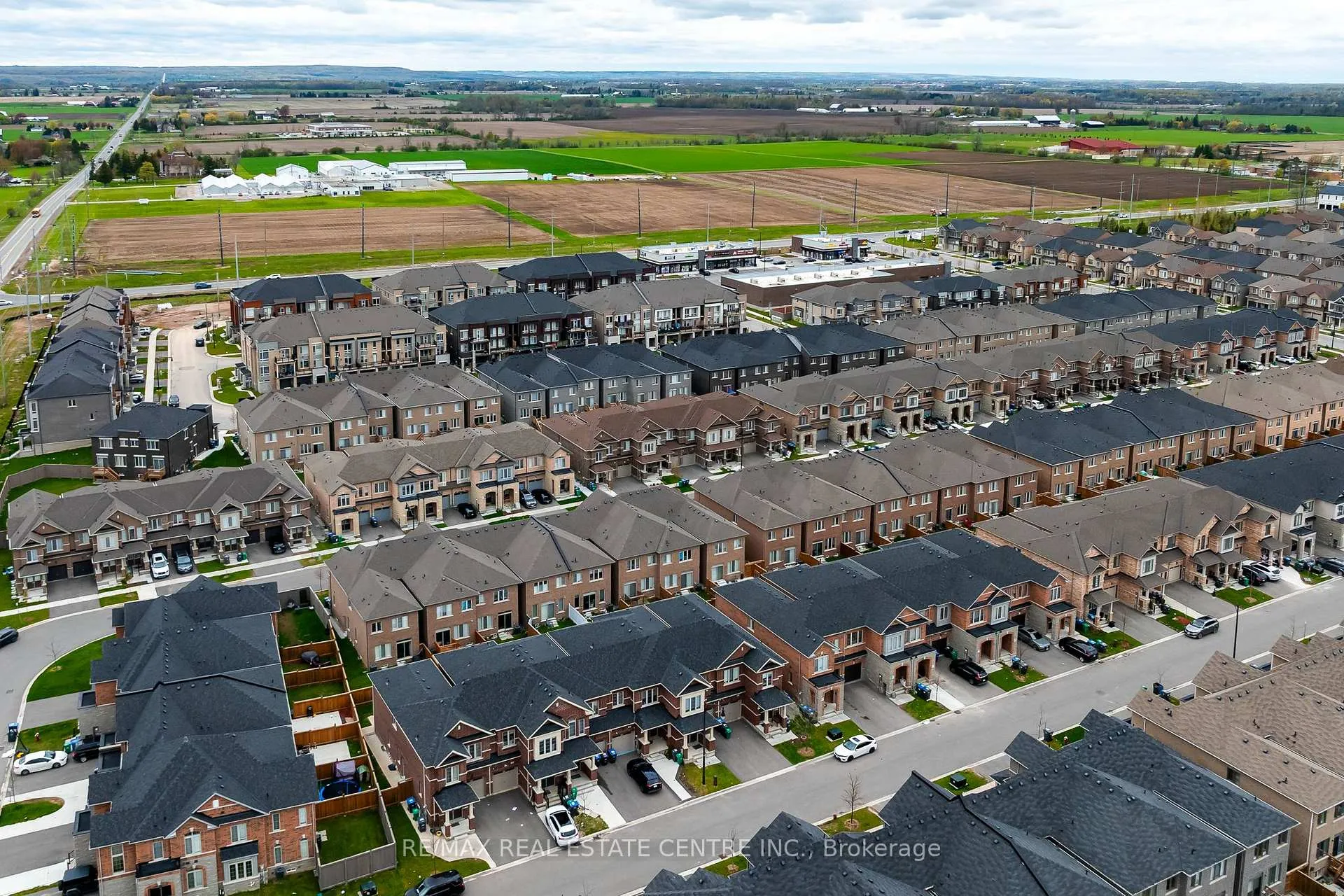 Photo 47 of 106 Adventura Road, Brampton, Northwest Brampton — HOMEH