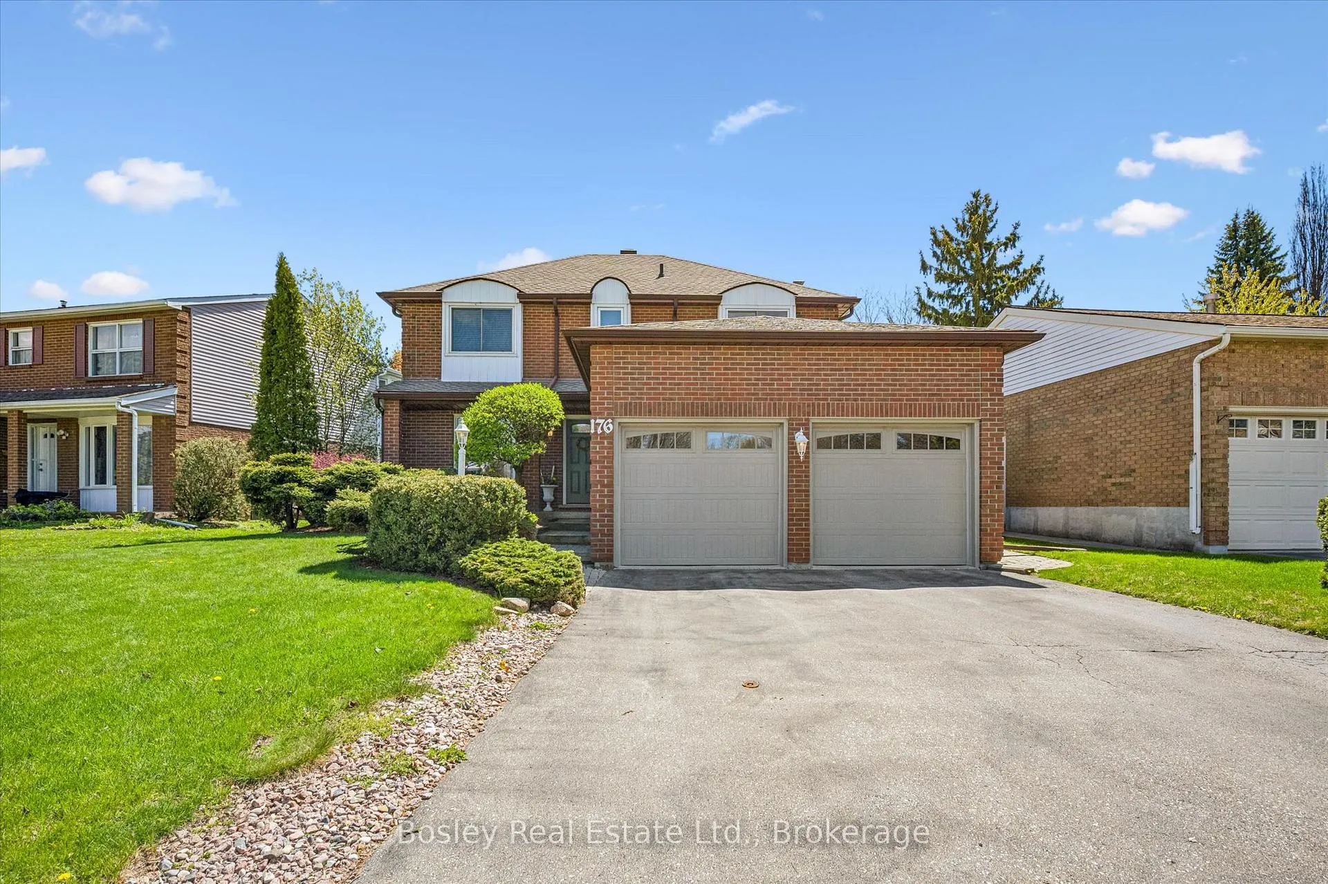 Photo 2 of 176 Westvale Drive, Waterloo — HOMEH