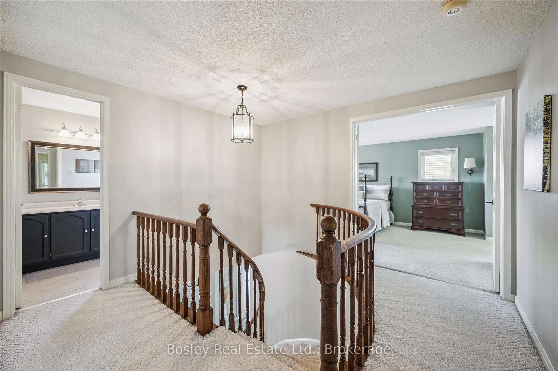 Photo 19 of 176 Westvale Drive, Waterloo — HOMEH