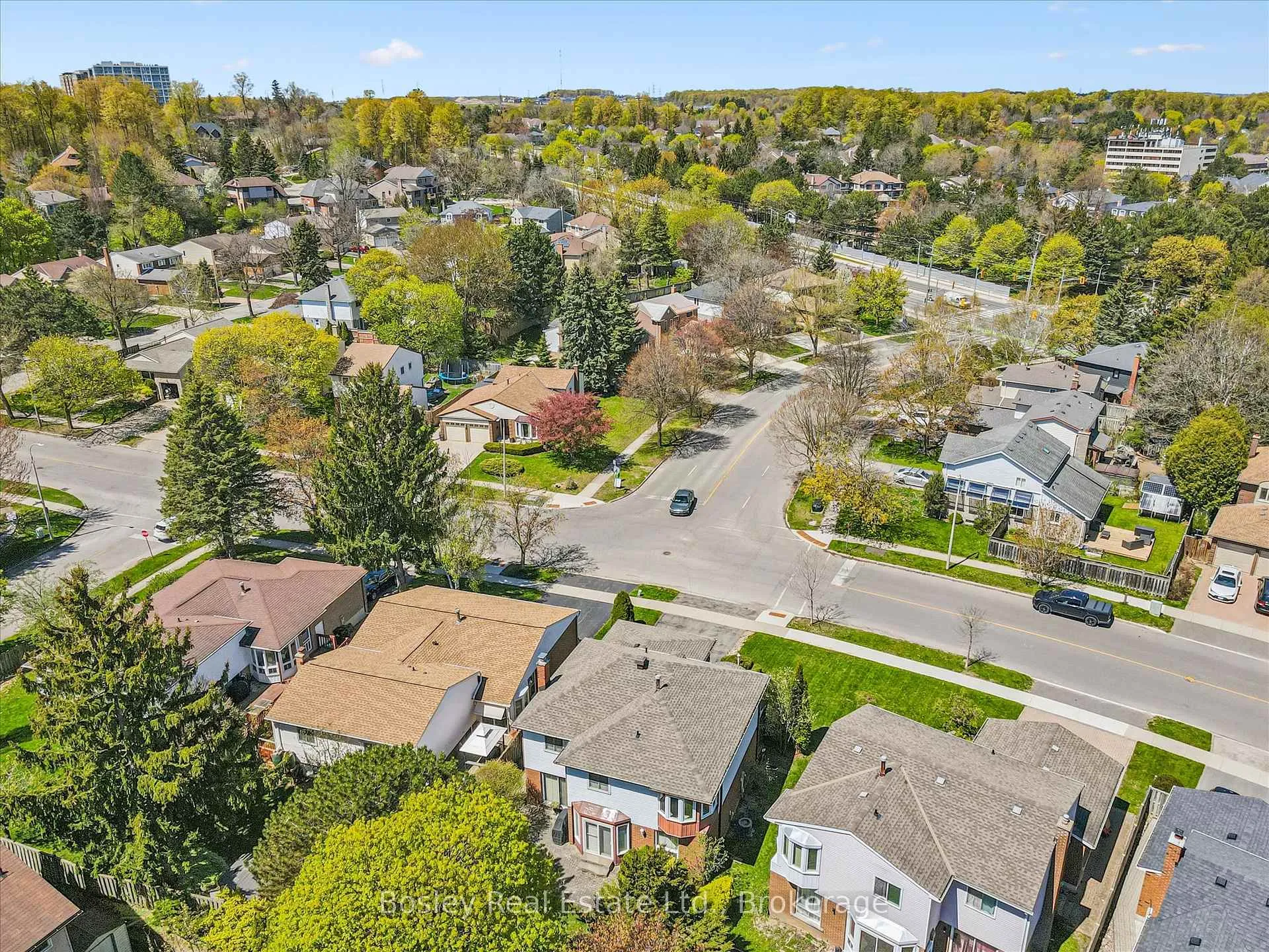 Photo 38 of 176 Westvale Drive, Waterloo — HOMEH