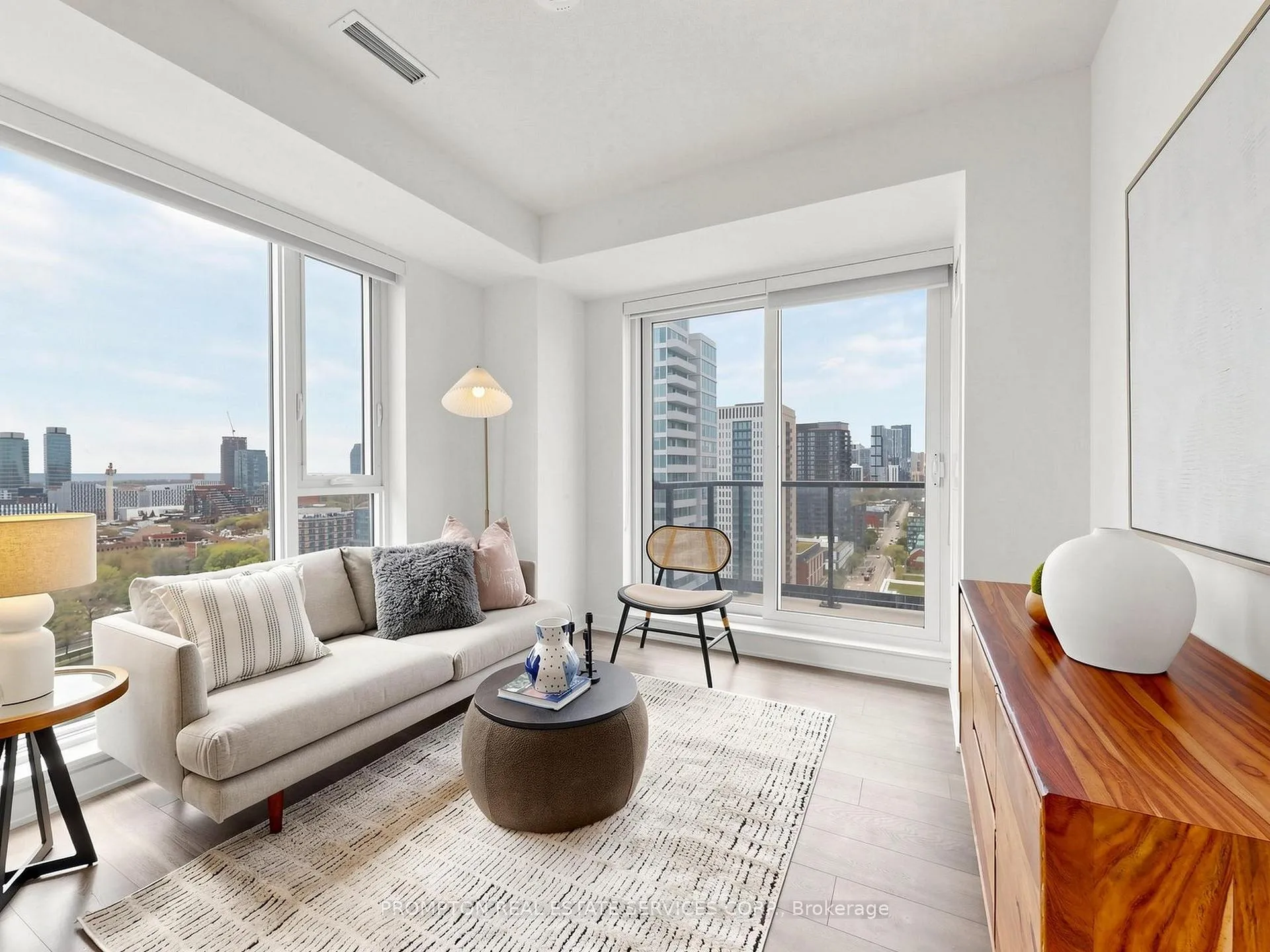 Photo 13 of Unit 1803, 130 River Street, Toronto, Regent Park — HOMEH