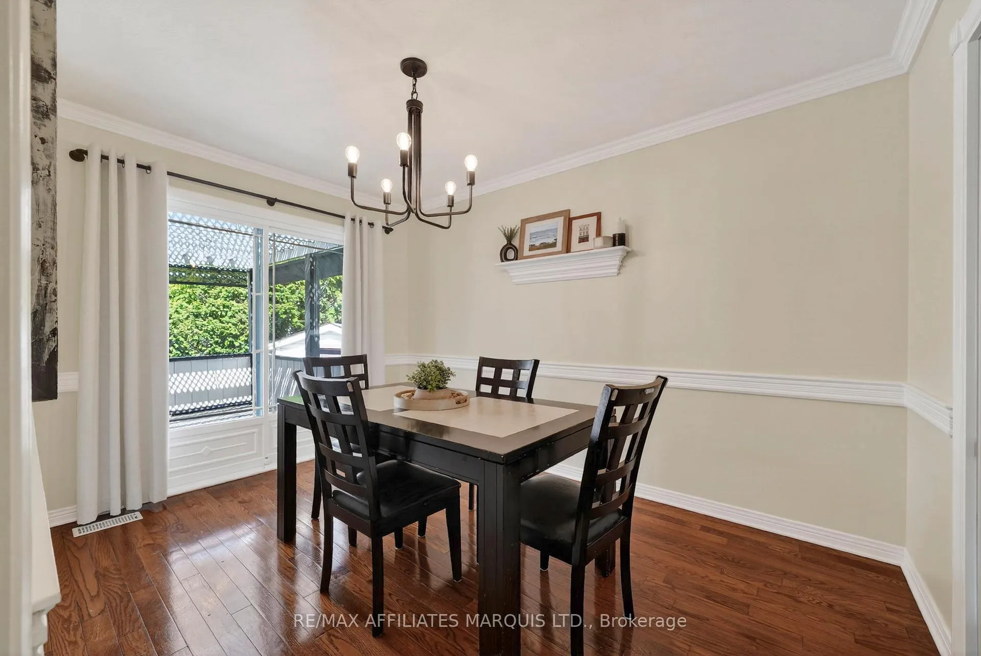 Photo 8 of 948 Fourth Street E, Cornwall — HOMEH