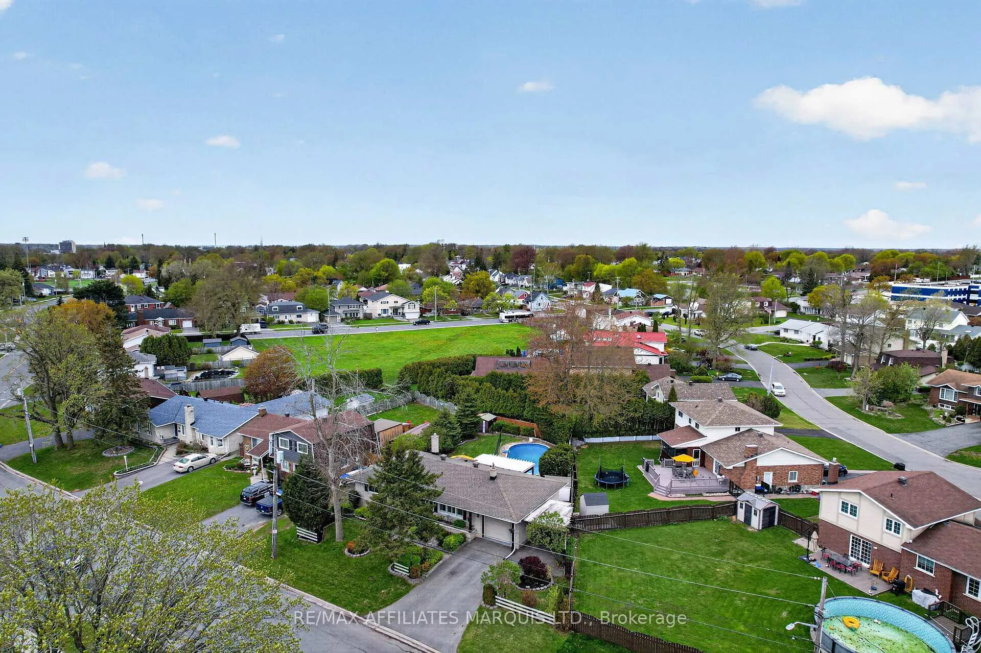 Photo 37 of 948 Fourth Street E, Cornwall — HOMEH