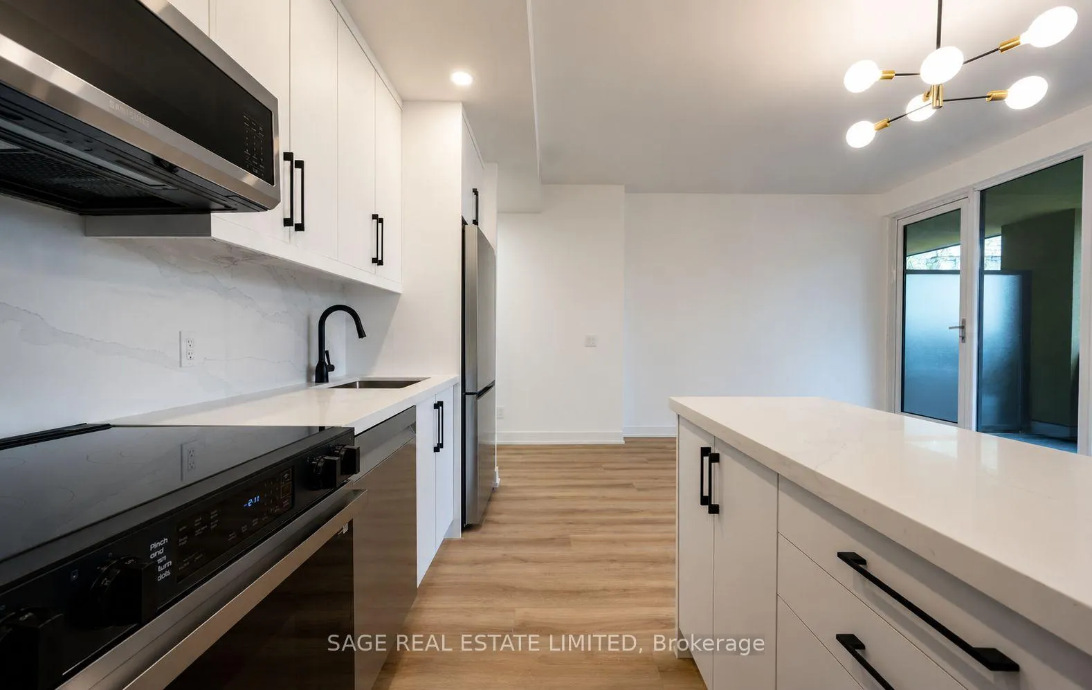 Photo 8 of Unit 304, 25 Ritchie Avenue, Toronto, Roncesvalles — HOMEH