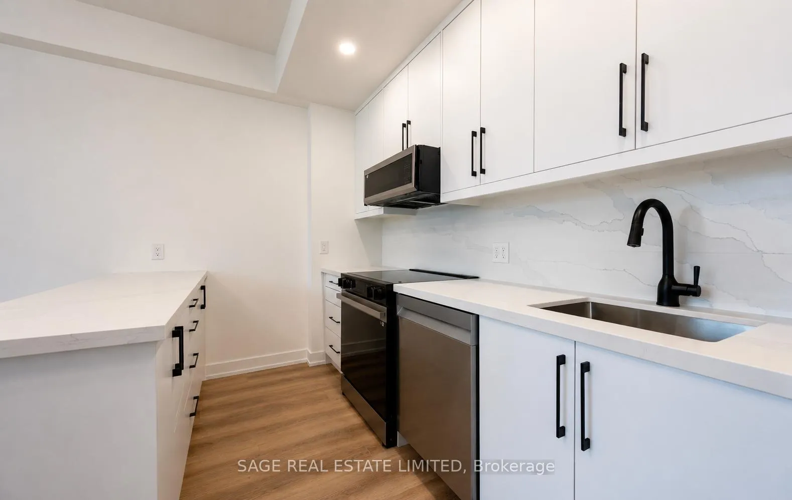 Photo 9 of Unit 304, 25 Ritchie Avenue, Toronto, Roncesvalles — HOMEH