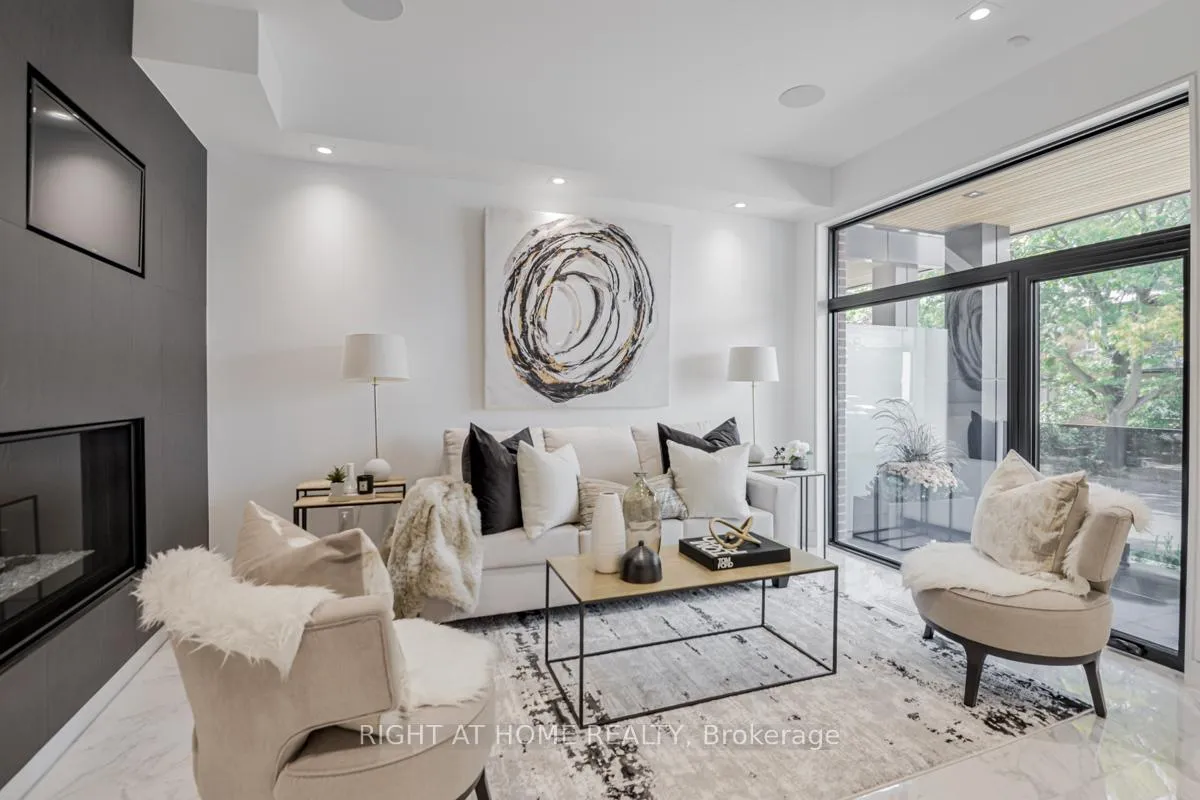 Photo 5 of 675 Huron Street, Toronto, The Annex — HOMEH