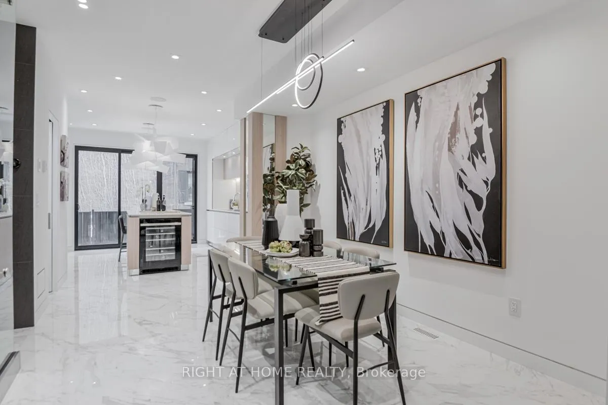 Photo 8 of 675 Huron Street, Toronto, The Annex — HOMEH