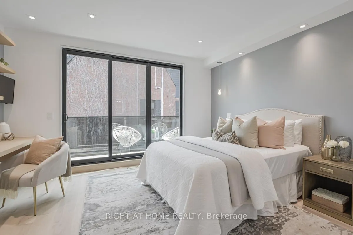 Photo 21 of 675 Huron Street, Toronto, The Annex — HOMEH