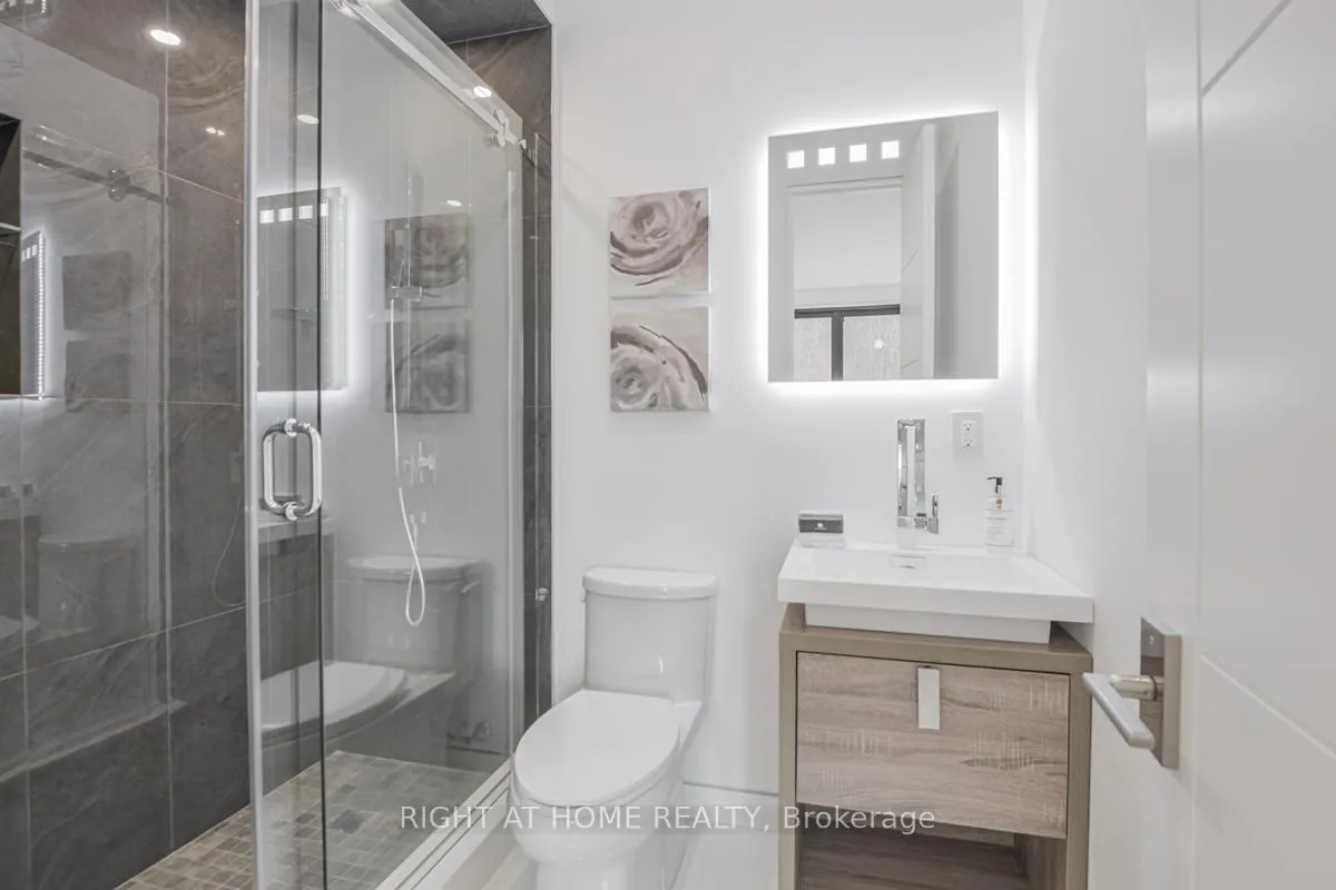 Photo 23 of 675 Huron Street, Toronto, The Annex — HOMEH