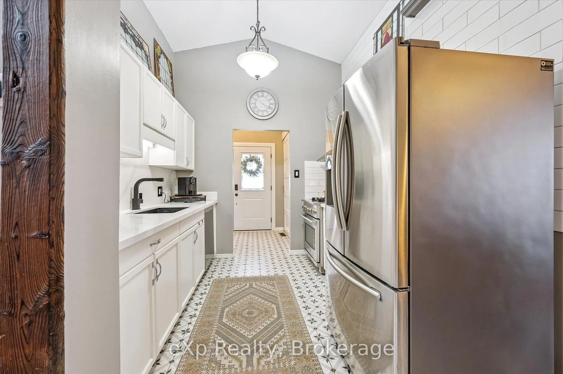 Photo 14 of 195 Middlebury Drive, Waterloo — HOMEH