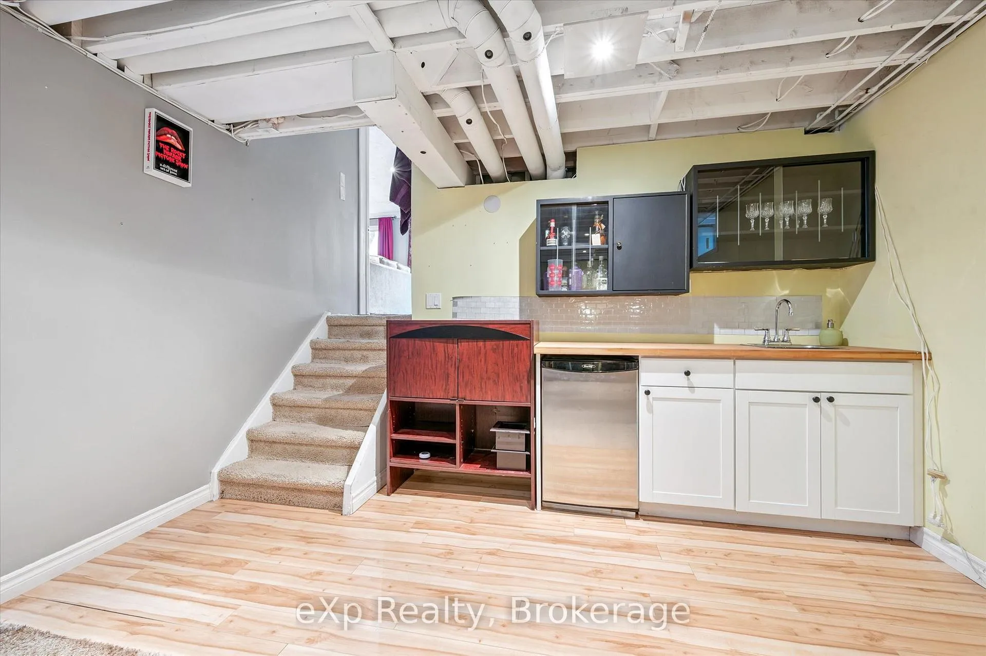 Photo 30 of 195 Middlebury Drive, Waterloo — HOMEH