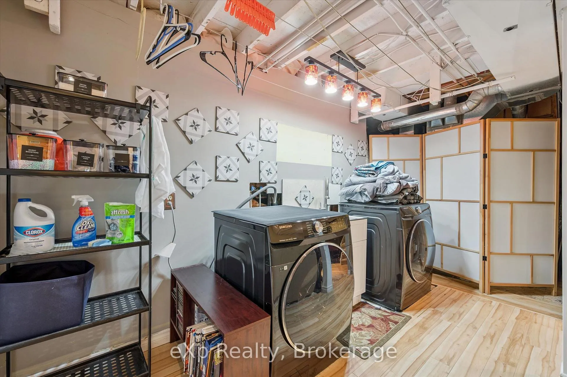 Photo 34 of 195 Middlebury Drive, Waterloo — HOMEH