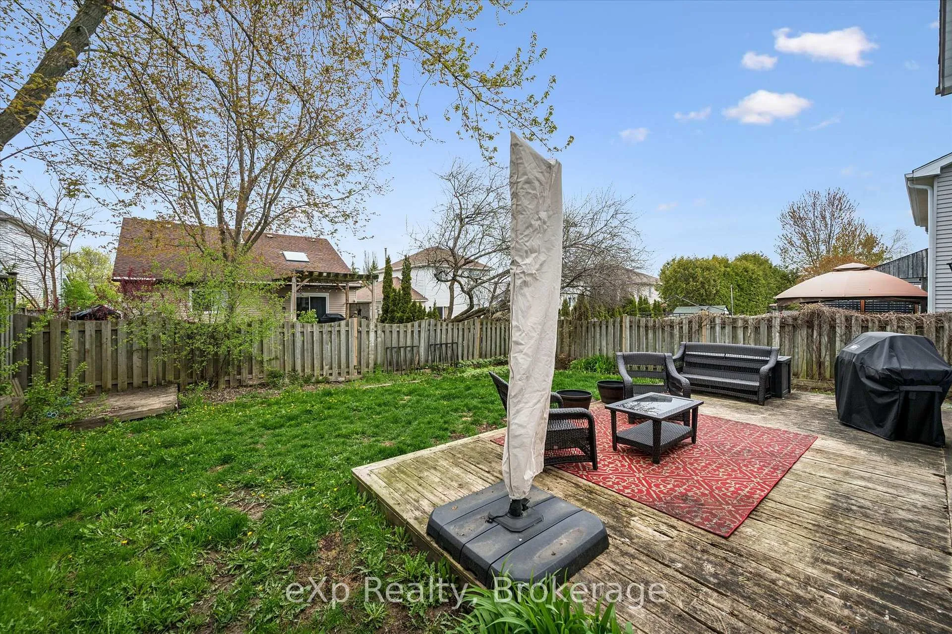 Photo 35 of 195 Middlebury Drive, Waterloo — HOMEH