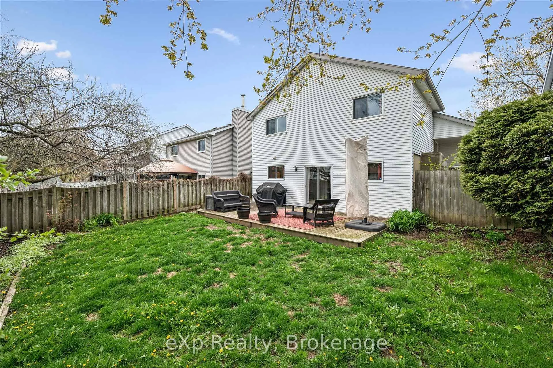 Photo 36 of 195 Middlebury Drive, Waterloo — HOMEH