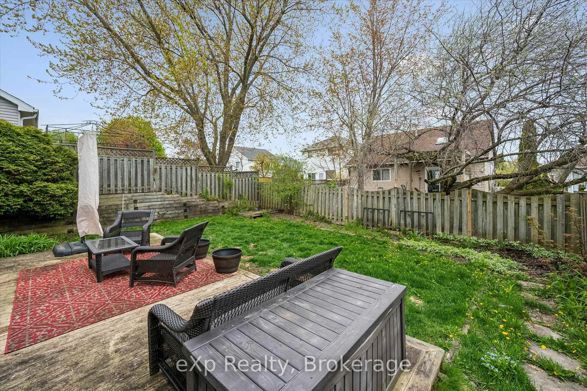 Photo 38 of 195 Middlebury Drive, Waterloo — HOMEH