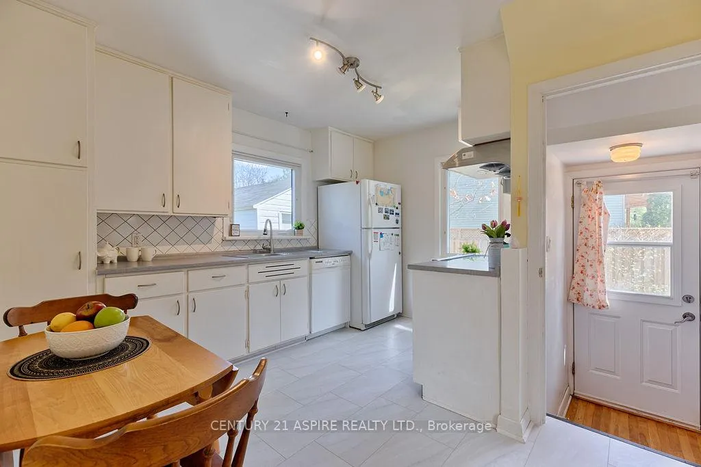 Photo 7 of 82 Rutherford Avenue, Deep River — HOMEH