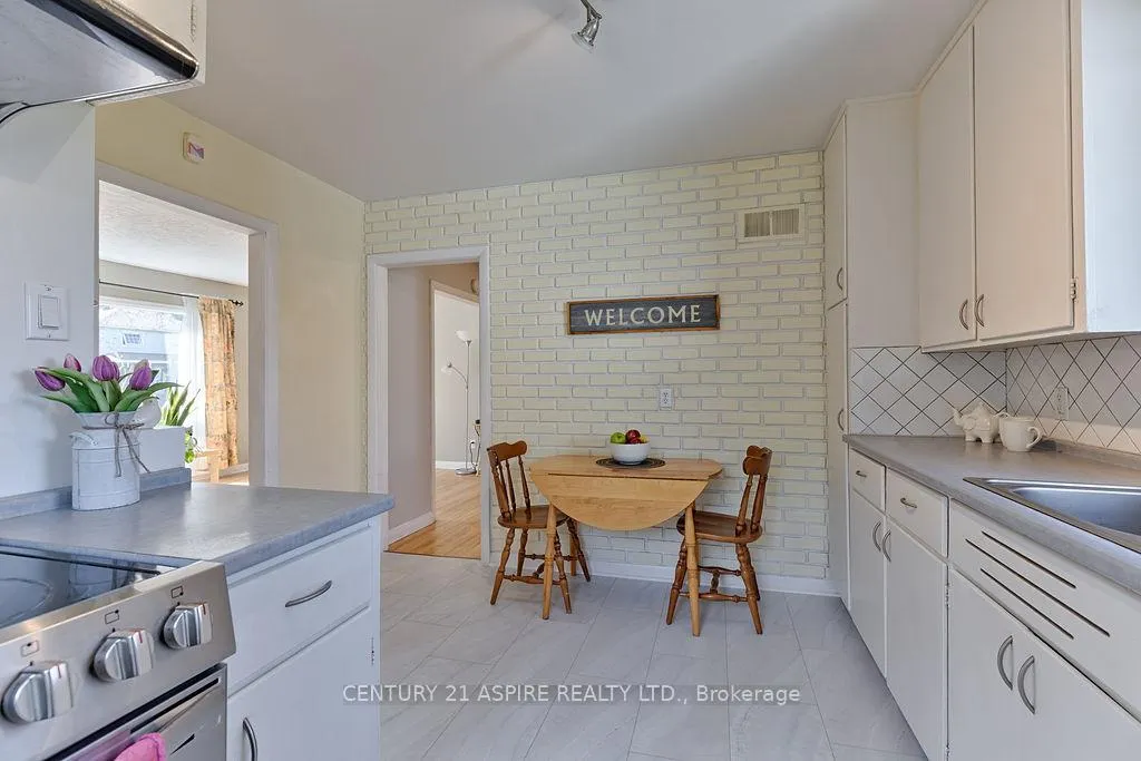 Photo 8 of 82 Rutherford Avenue, Deep River — HOMEH