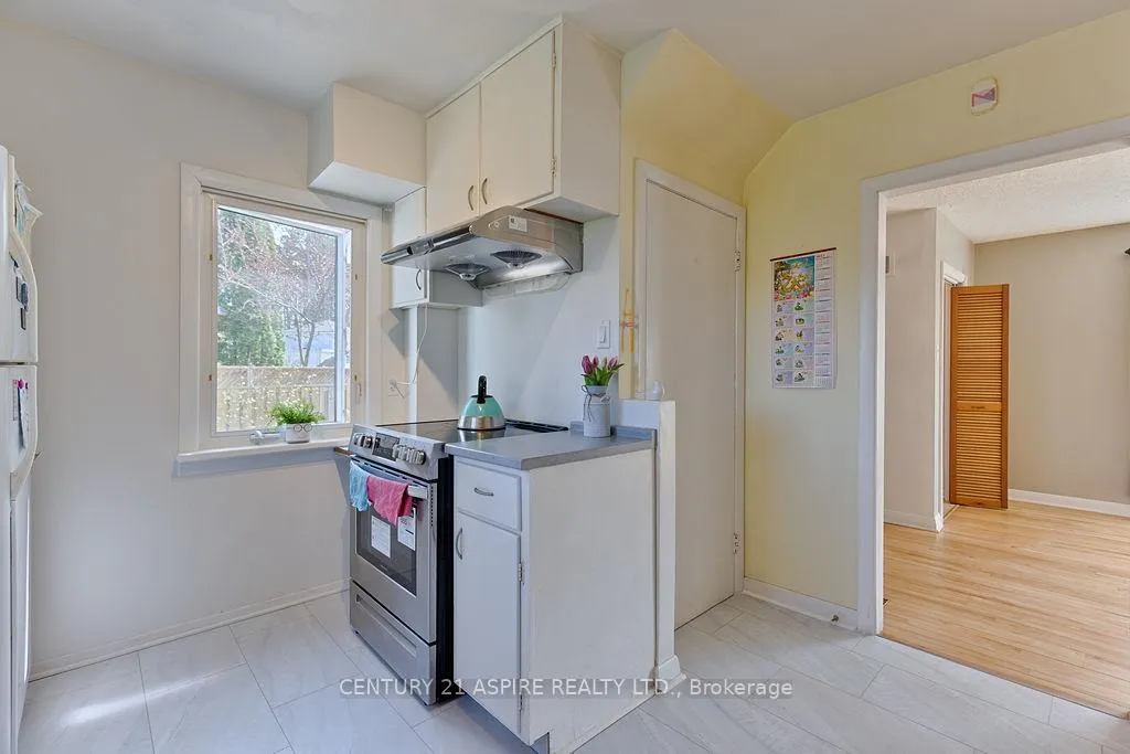 Photo 9 of 82 Rutherford Avenue, Deep River — HOMEH