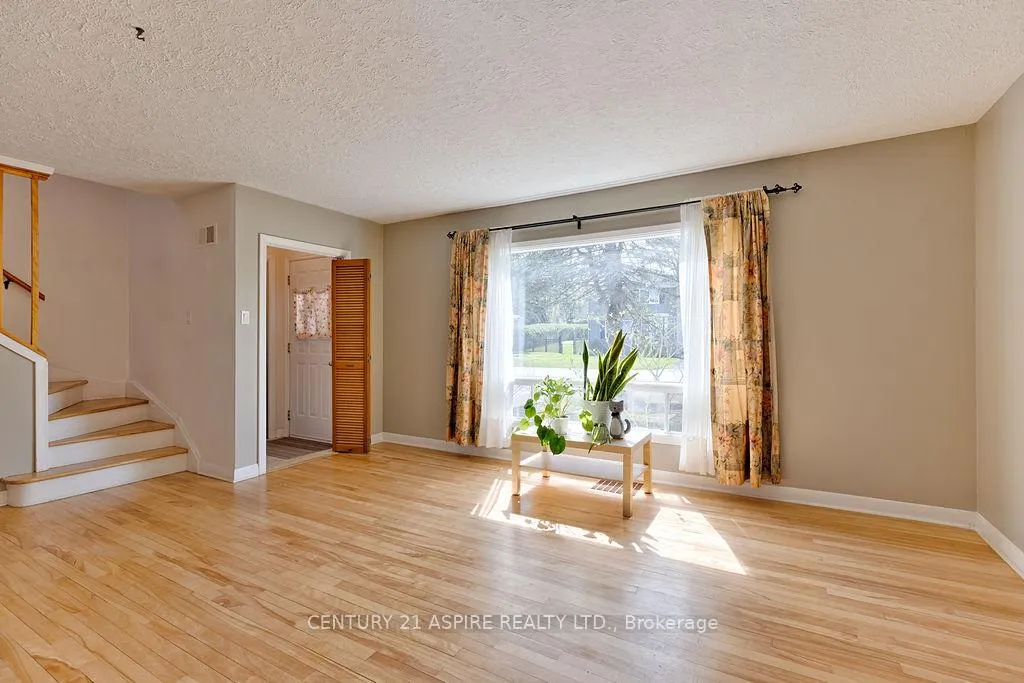 Photo 13 of 82 Rutherford Avenue, Deep River — HOMEH
