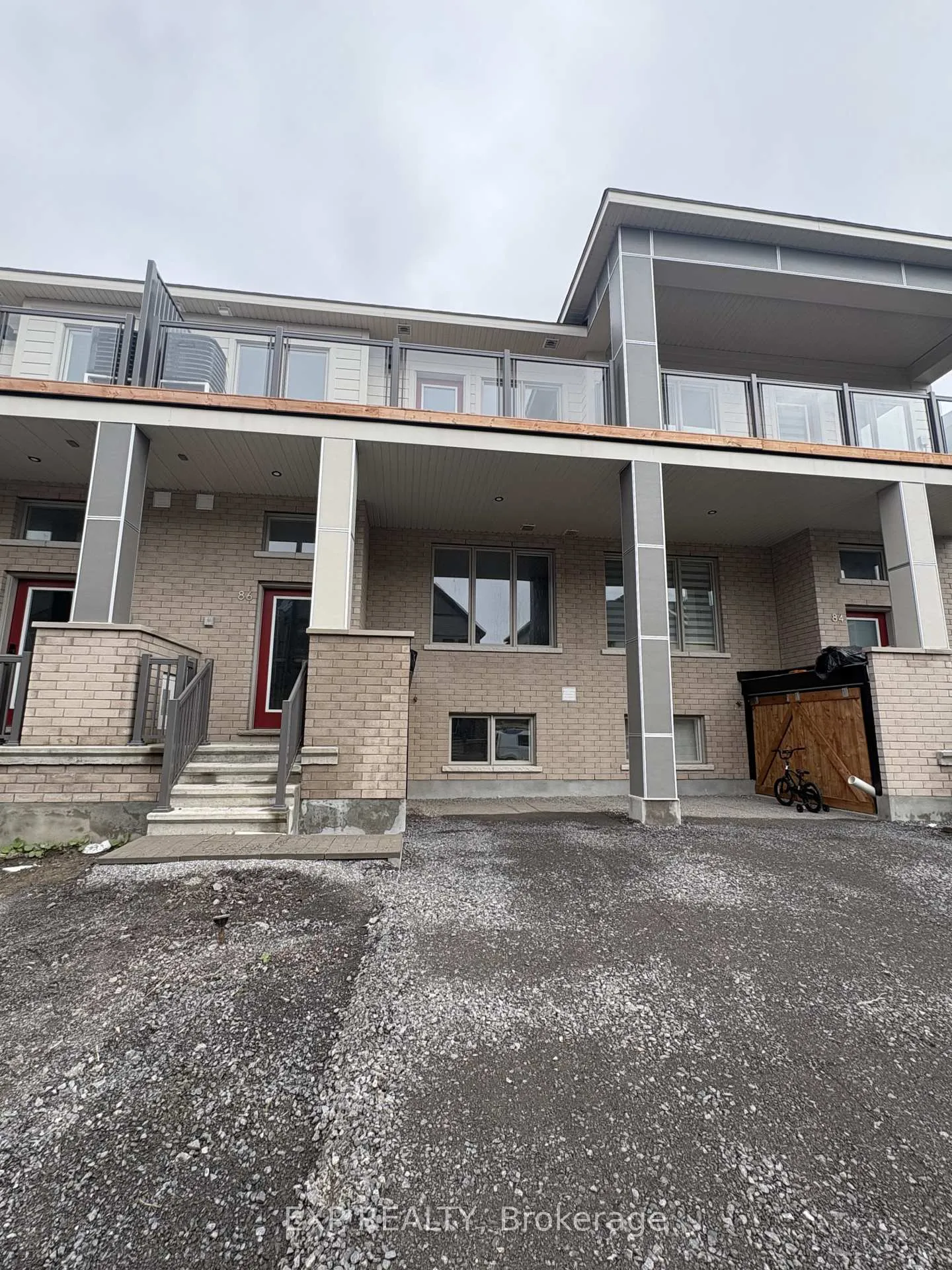 Photo 2 of 86 Ryan Reynolds Street, Ottawa, Avalon West — HOMEH