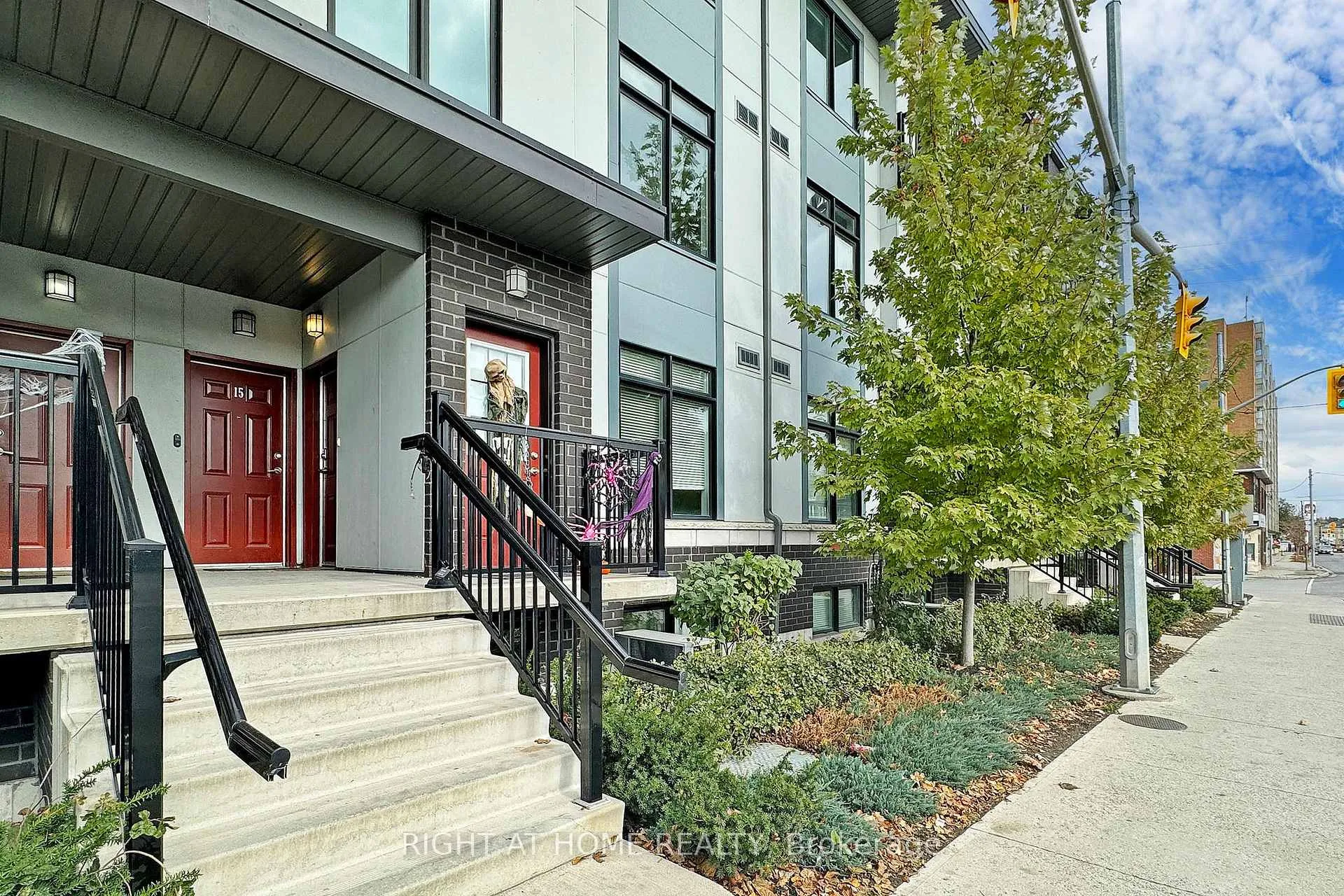 Photo 5 of Unit 14, 630 Rogers Road, Toronto, Keelesdale-Eglinton West — HOMEH