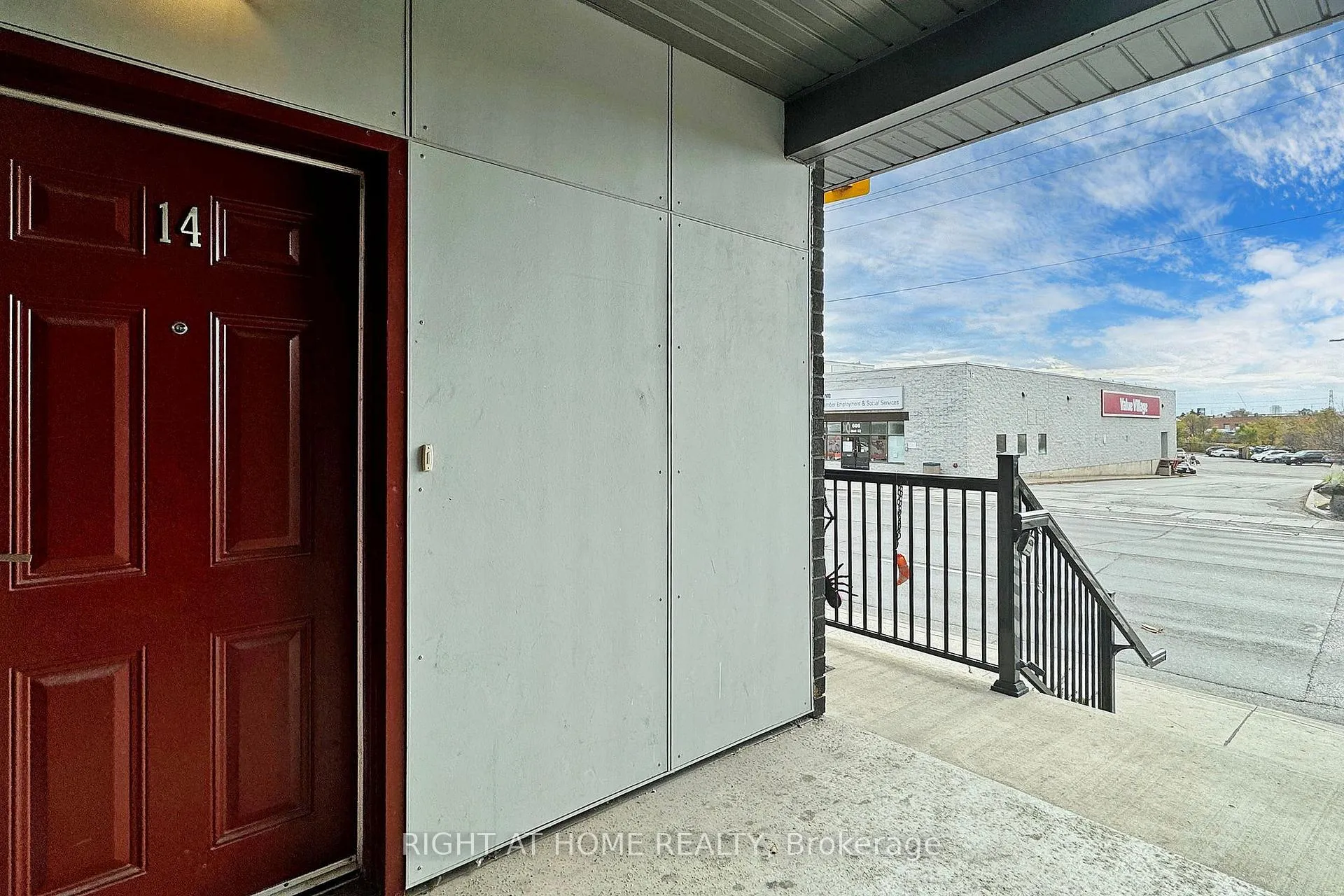 Photo 6 of Unit 14, 630 Rogers Road, Toronto, Keelesdale-Eglinton West — HOMEH