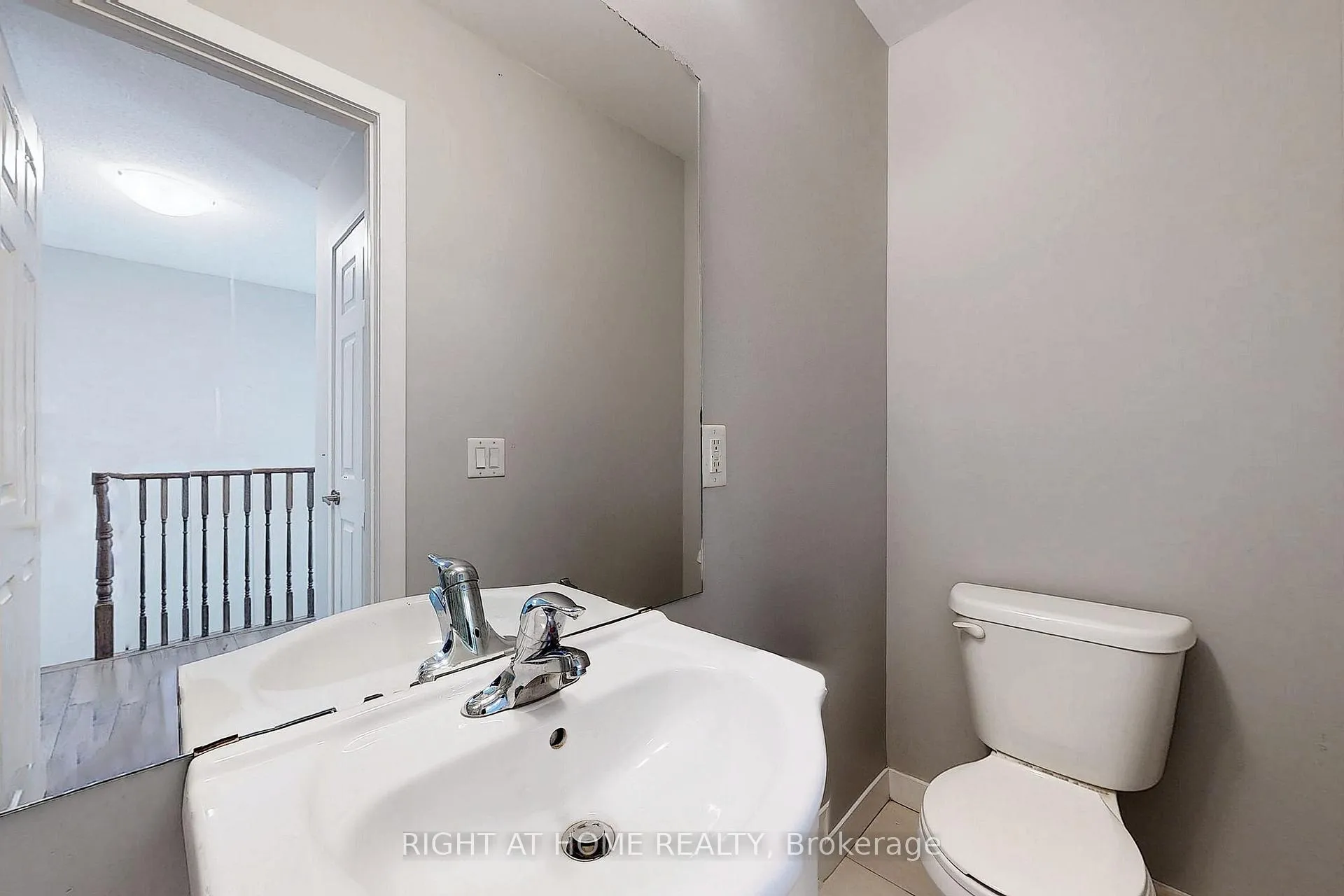 Photo 16 of Unit 14, 630 Rogers Road, Toronto, Keelesdale-Eglinton West — HOMEH