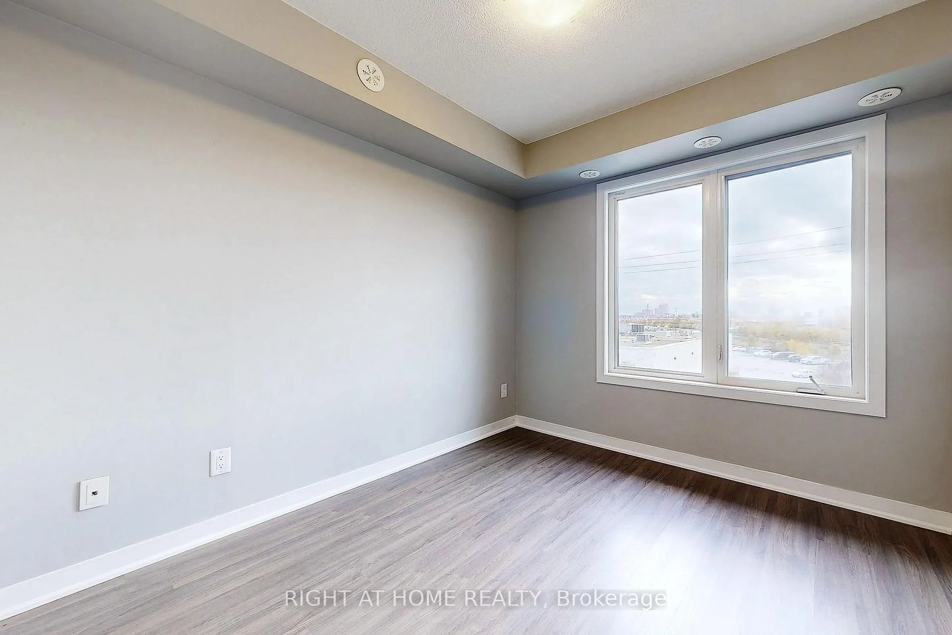 Photo 19 of Unit 14, 630 Rogers Road, Toronto, Keelesdale-Eglinton West — HOMEH