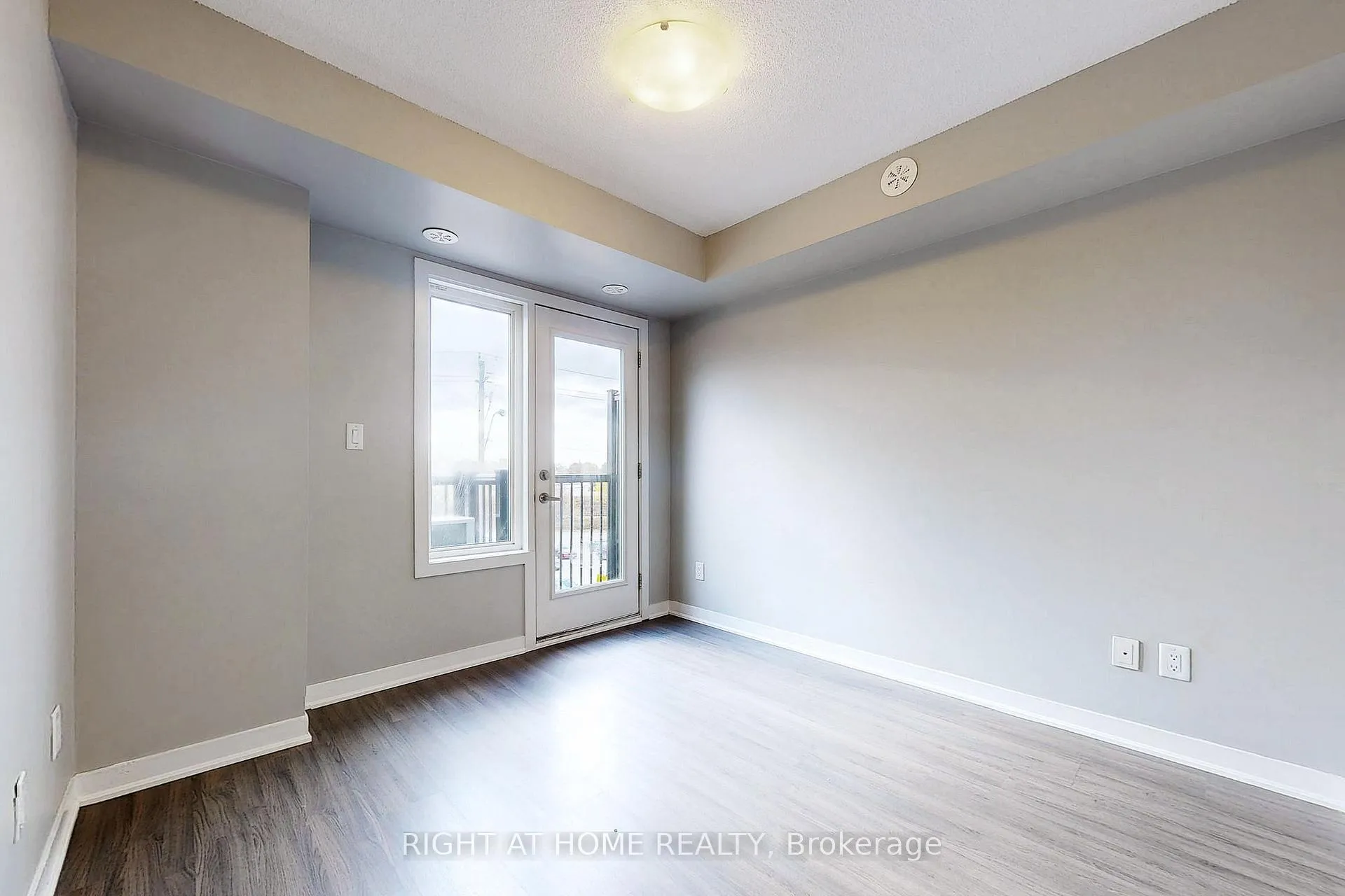 Photo 23 of Unit 14, 630 Rogers Road, Toronto, Keelesdale-Eglinton West — HOMEH
