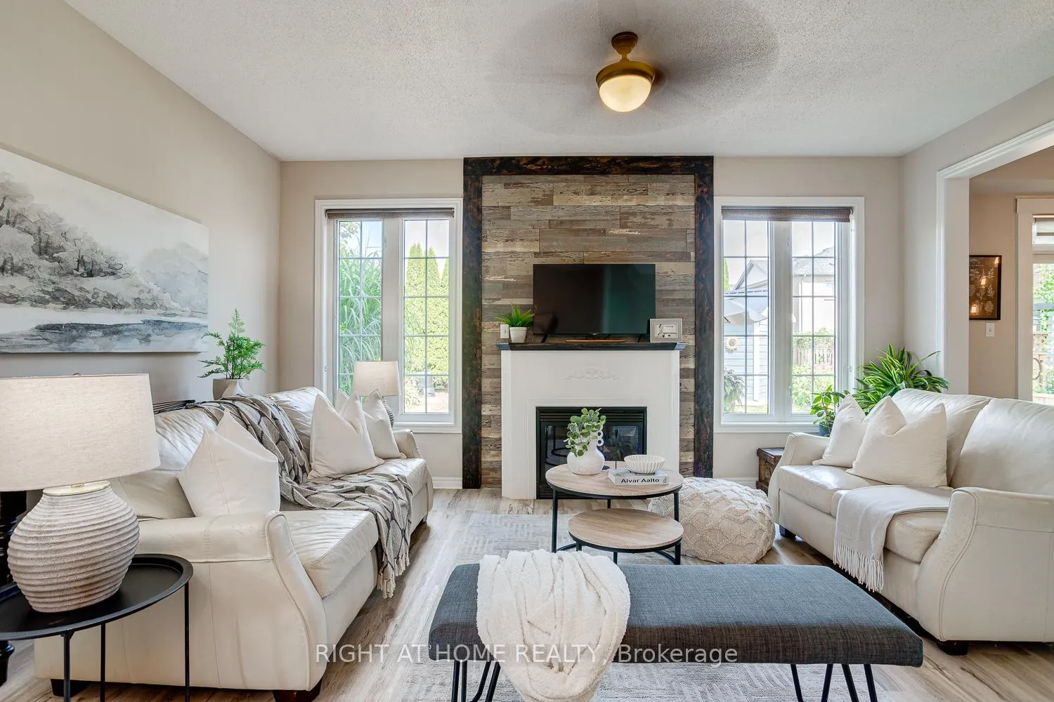 Photo 4 of 57 Sherrington Drive, Scugog, Port Perry — HOMEH