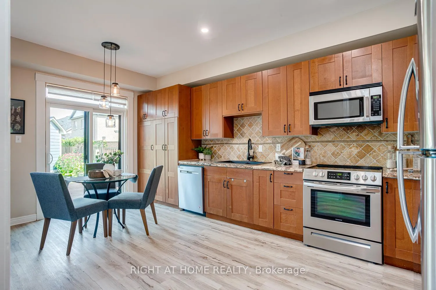 Photo 8 of 57 Sherrington Drive, Scugog, Port Perry — HOMEH