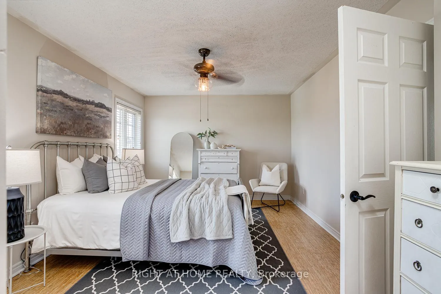 Photo 16 of 57 Sherrington Drive, Scugog, Port Perry — HOMEH