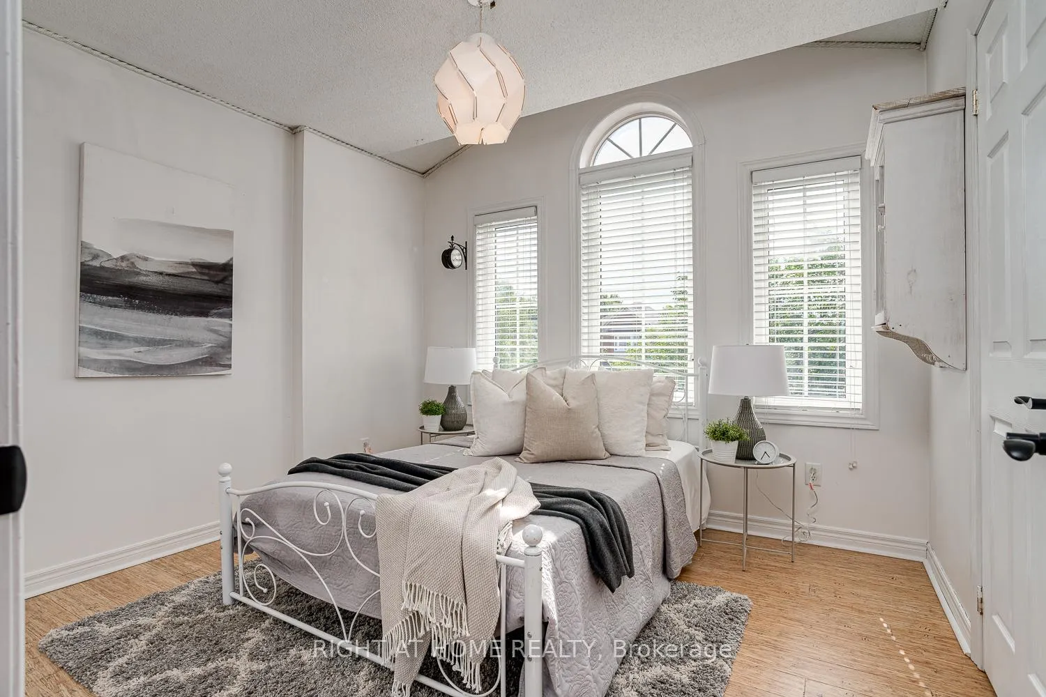 Photo 20 of 57 Sherrington Drive, Scugog, Port Perry — HOMEH