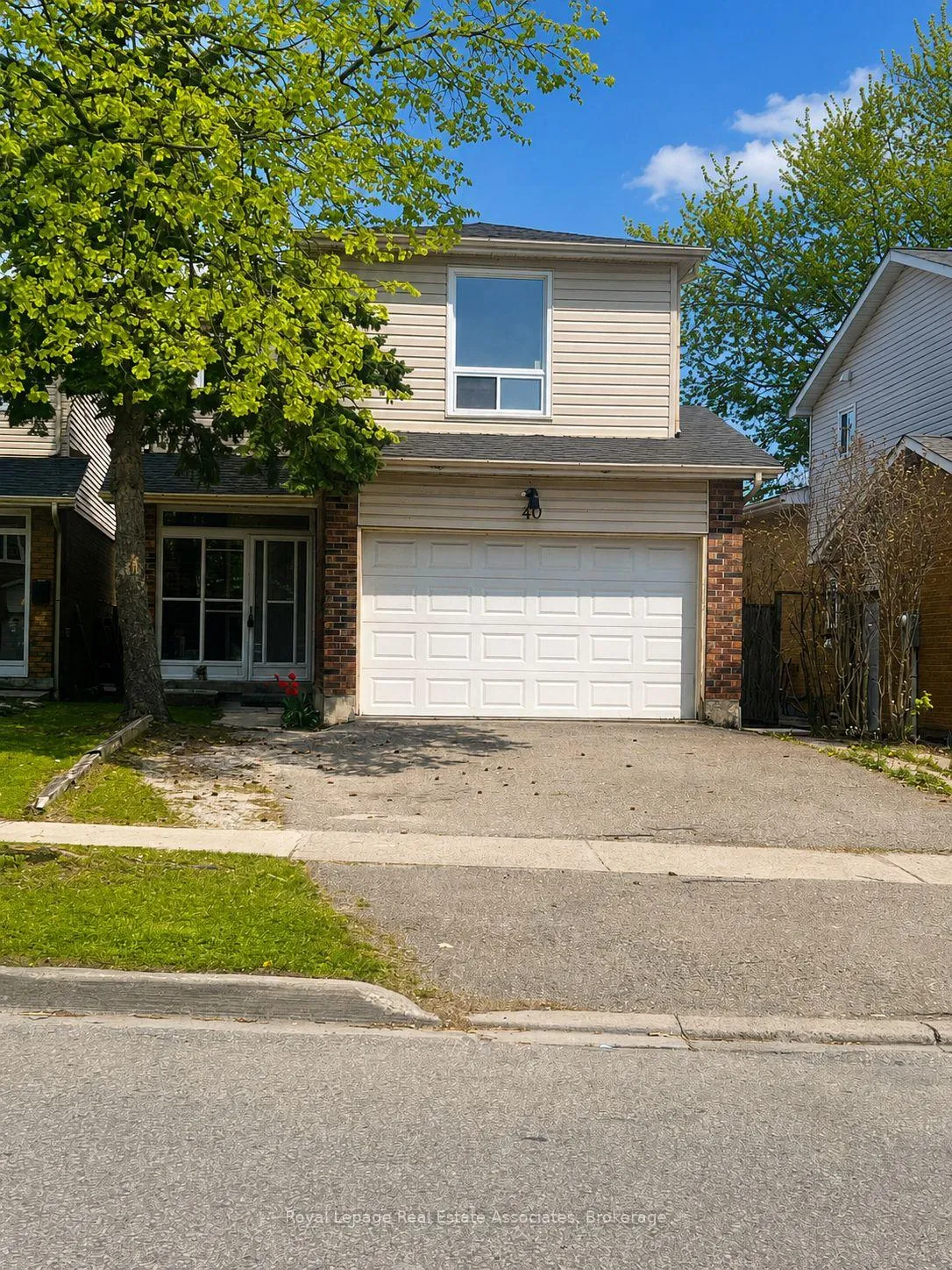 Photo 1 of 40 Langston Drive, Brampton, Madoc — HOMEH