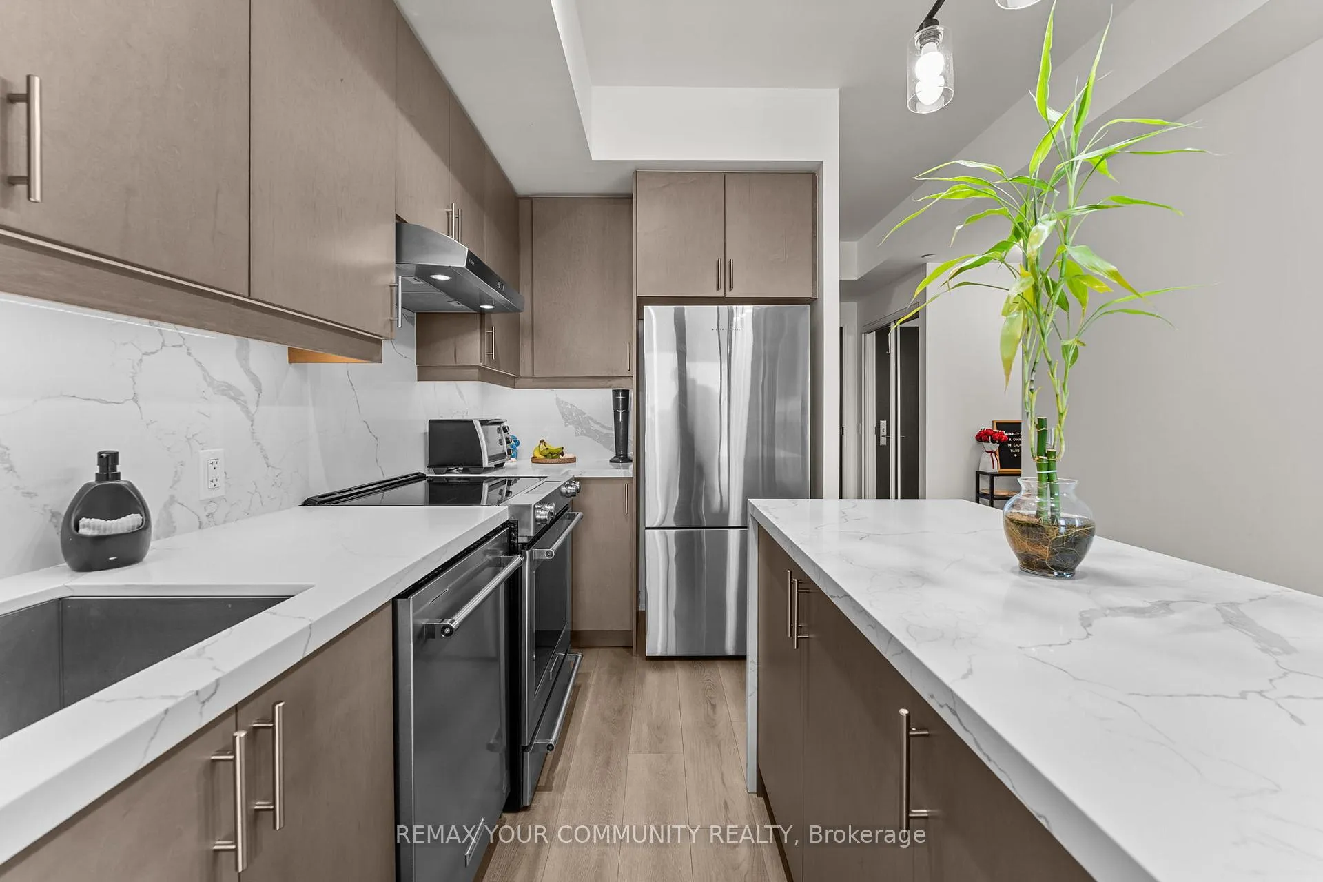 Photo 3 of Unit 429, 9000 Jane Street, Vaughan, Vellore Village — HOMEH