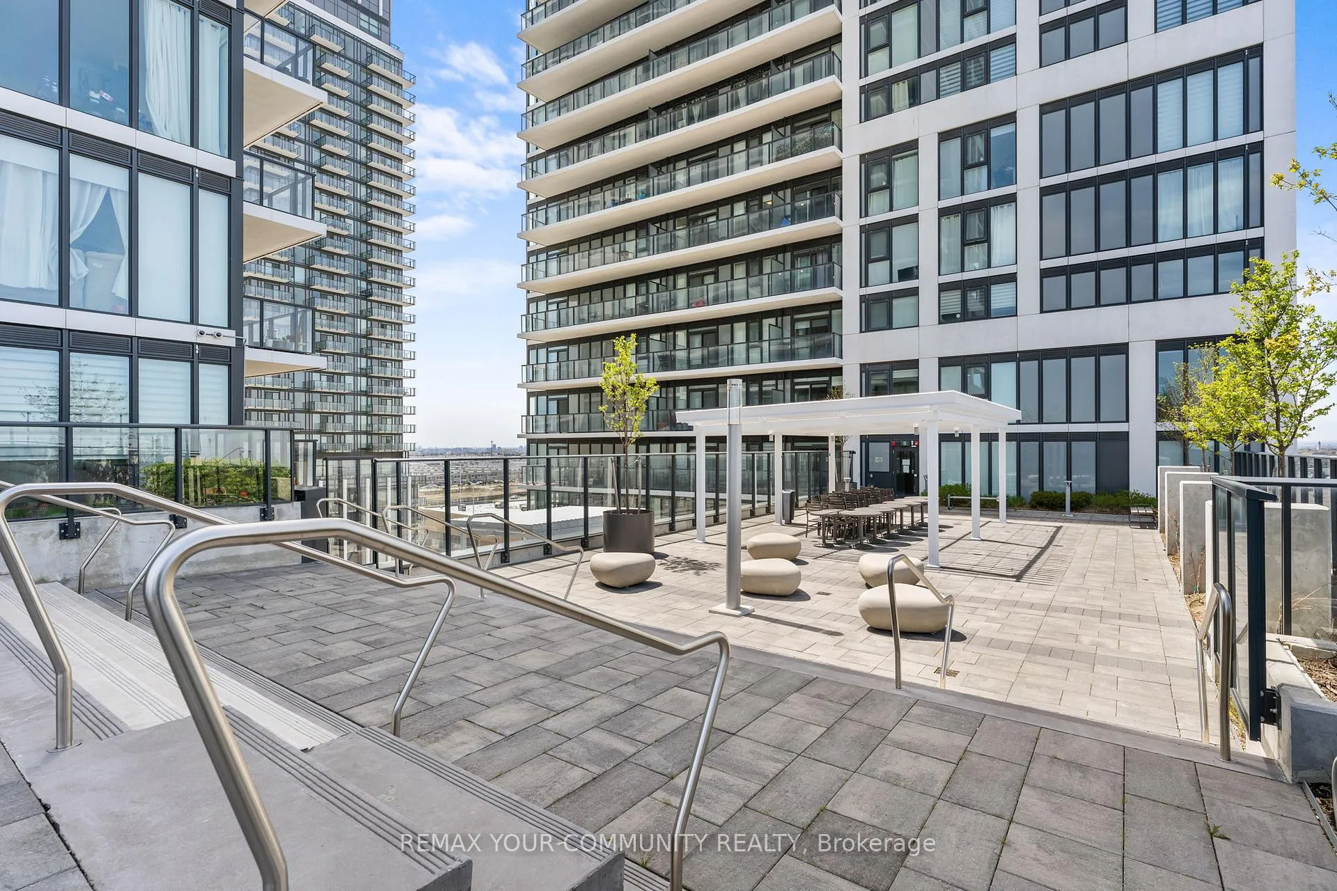 Photo 46 of Unit 429, 9000 Jane Street, Vaughan, Vellore Village — HOMEH