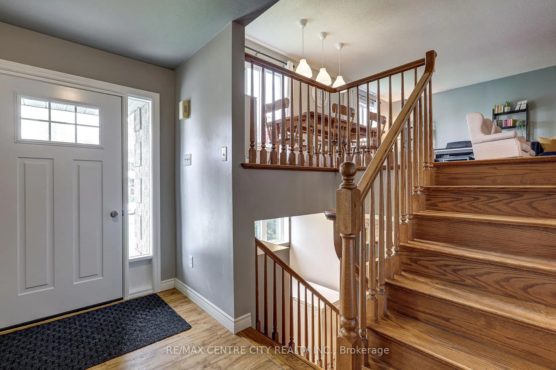 Photo 4 of 43 Sinclair Crescent, Aylmer — HOMEH