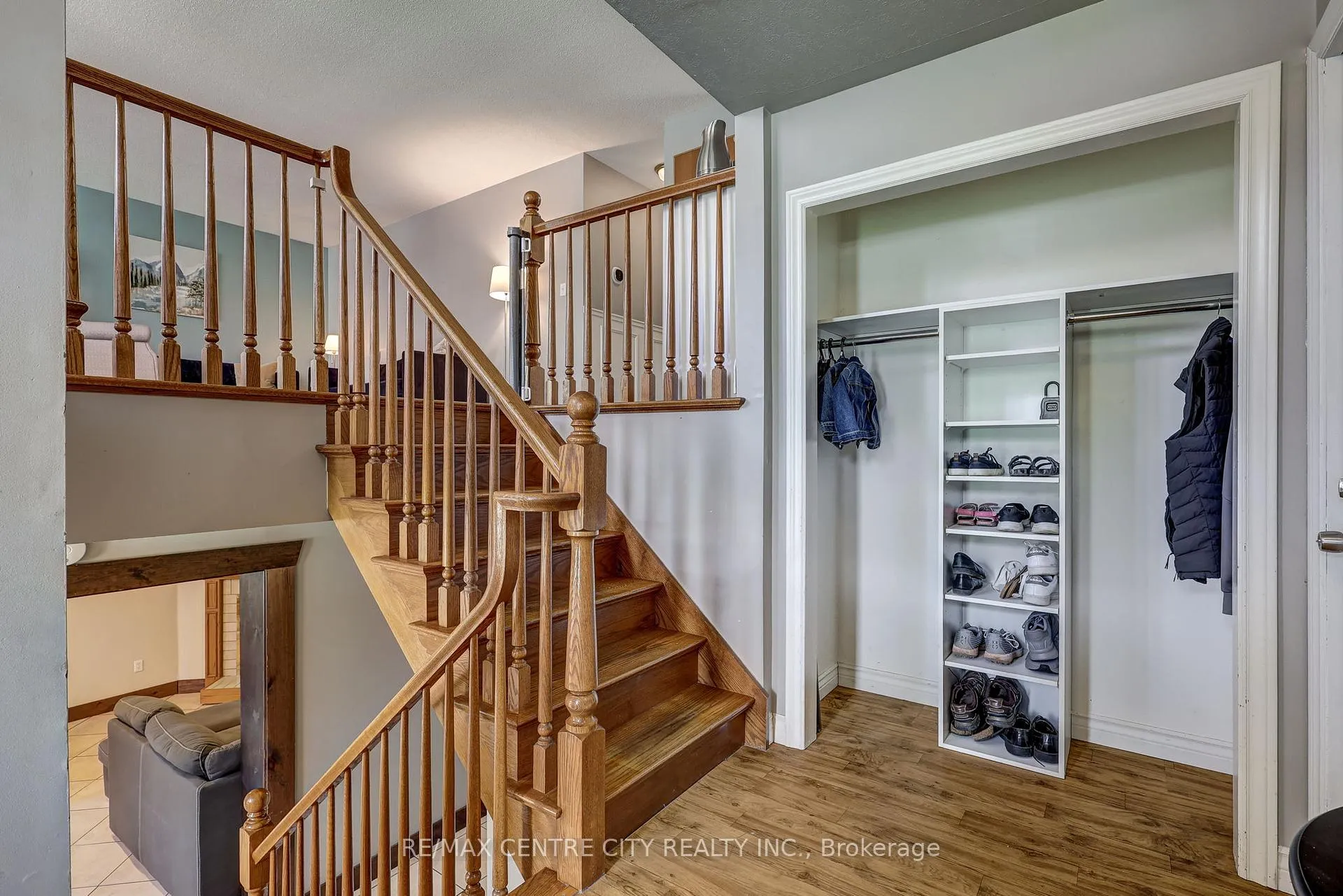 Photo 5 of 43 Sinclair Crescent, Aylmer — HOMEH