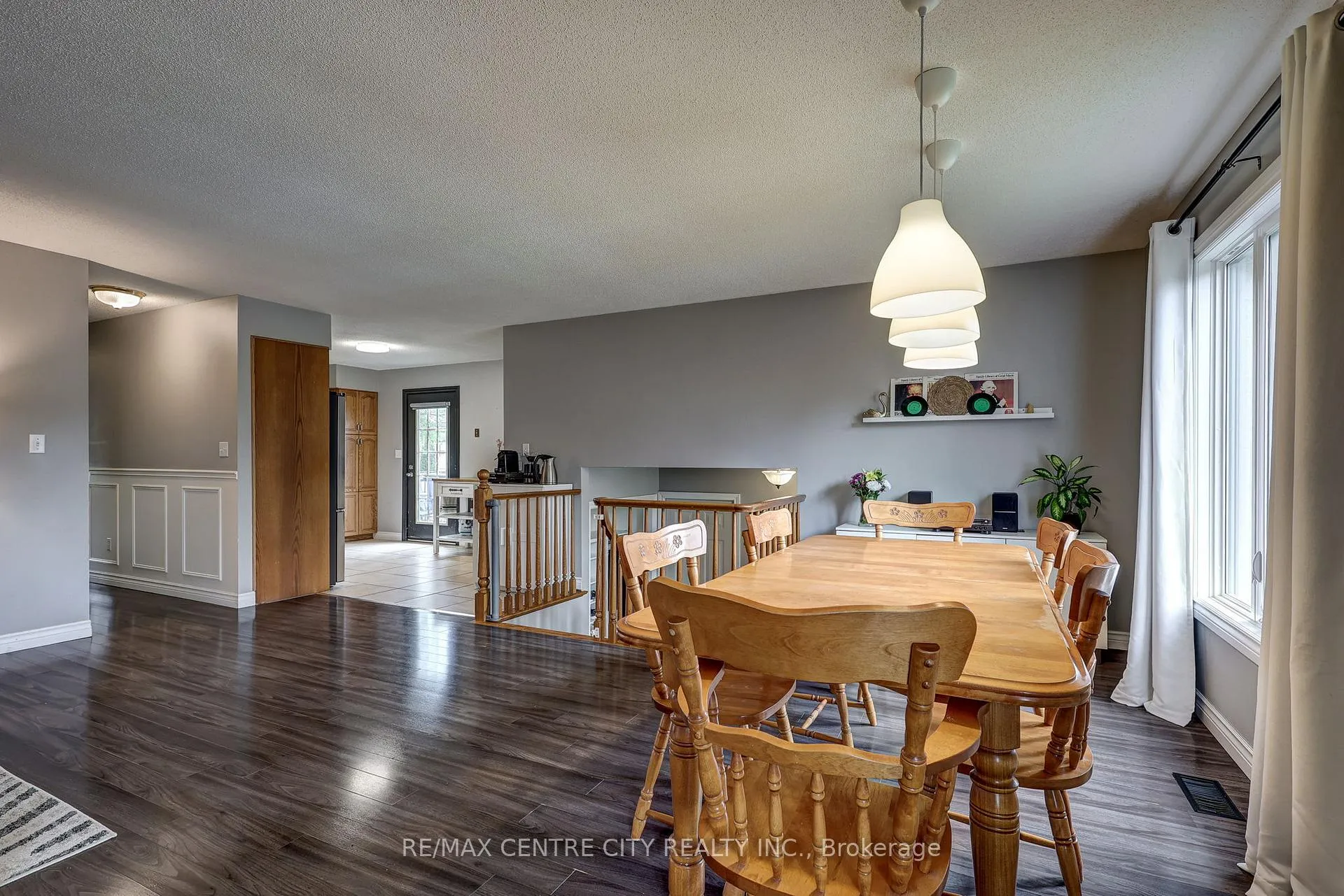 Photo 7 of 43 Sinclair Crescent, Aylmer — HOMEH