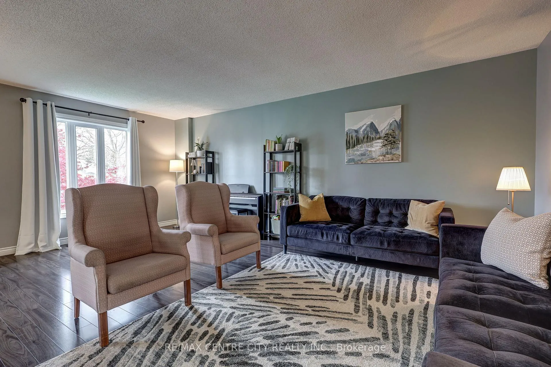 Photo 10 of 43 Sinclair Crescent, Aylmer — HOMEH