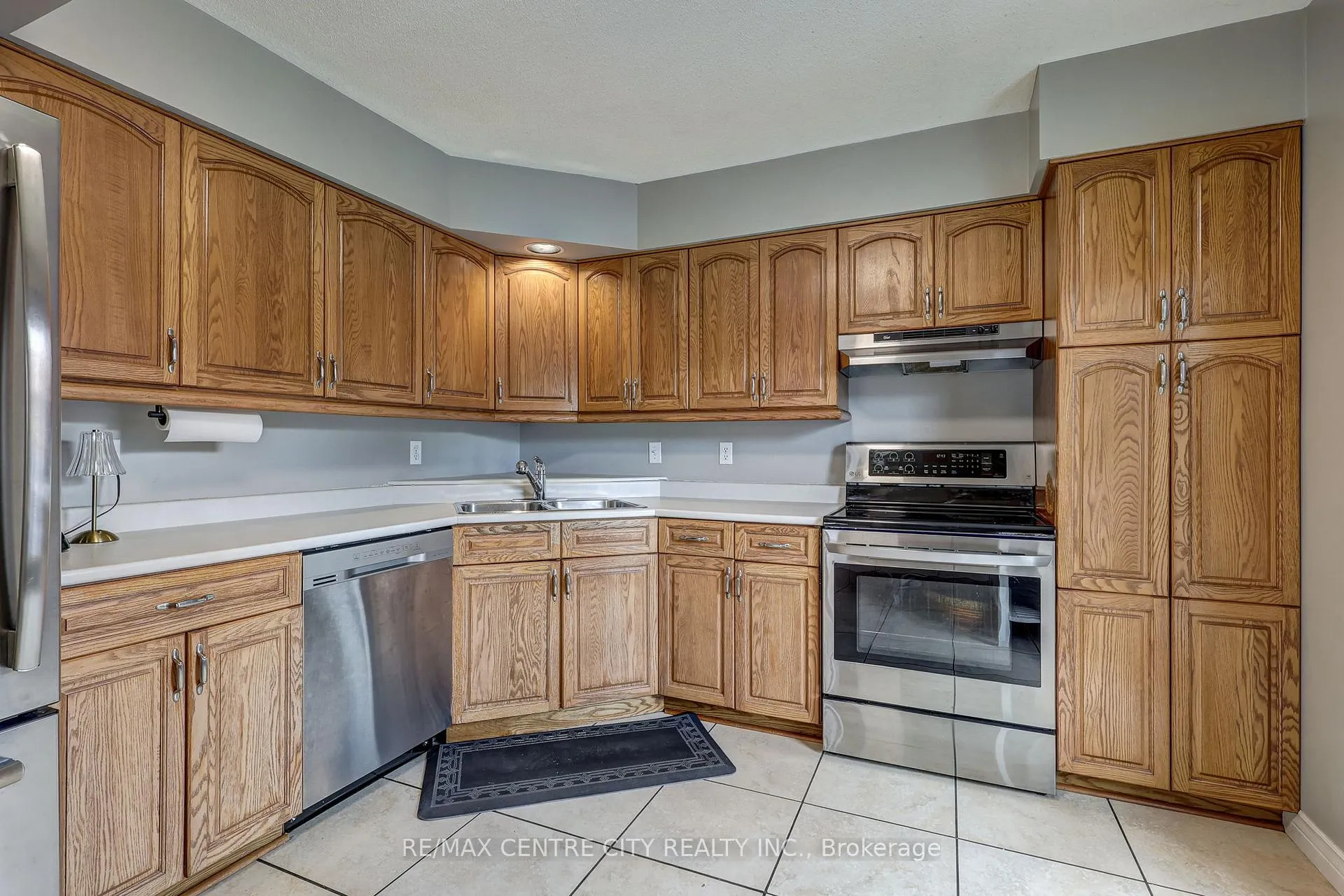 Photo 15 of 43 Sinclair Crescent, Aylmer — HOMEH