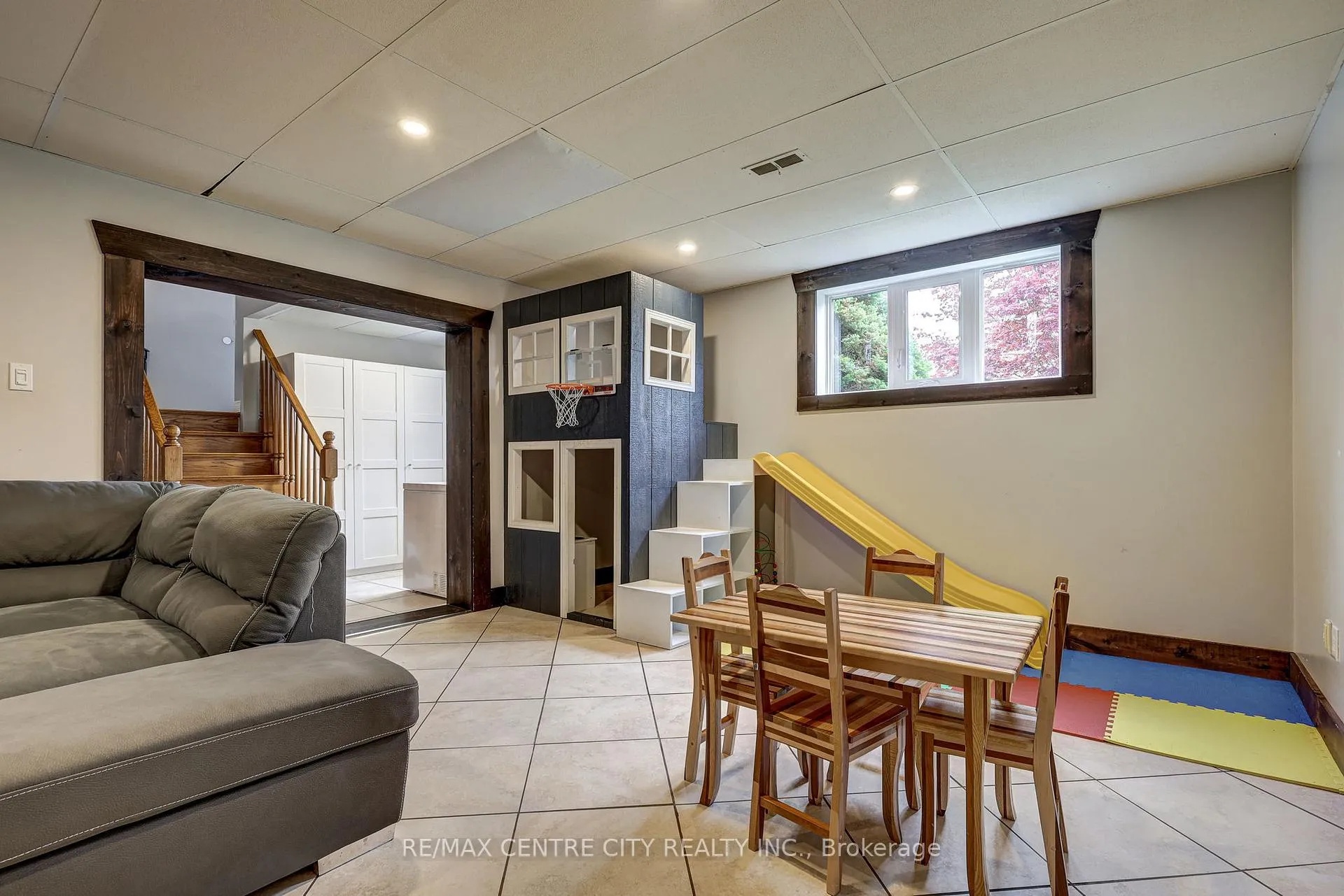 Photo 27 of 43 Sinclair Crescent, Aylmer — HOMEH