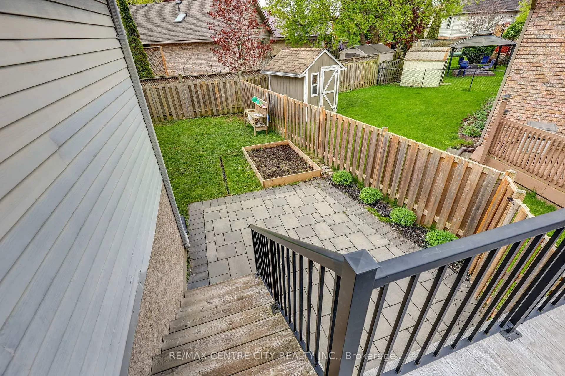 Photo 37 of 43 Sinclair Crescent, Aylmer — HOMEH