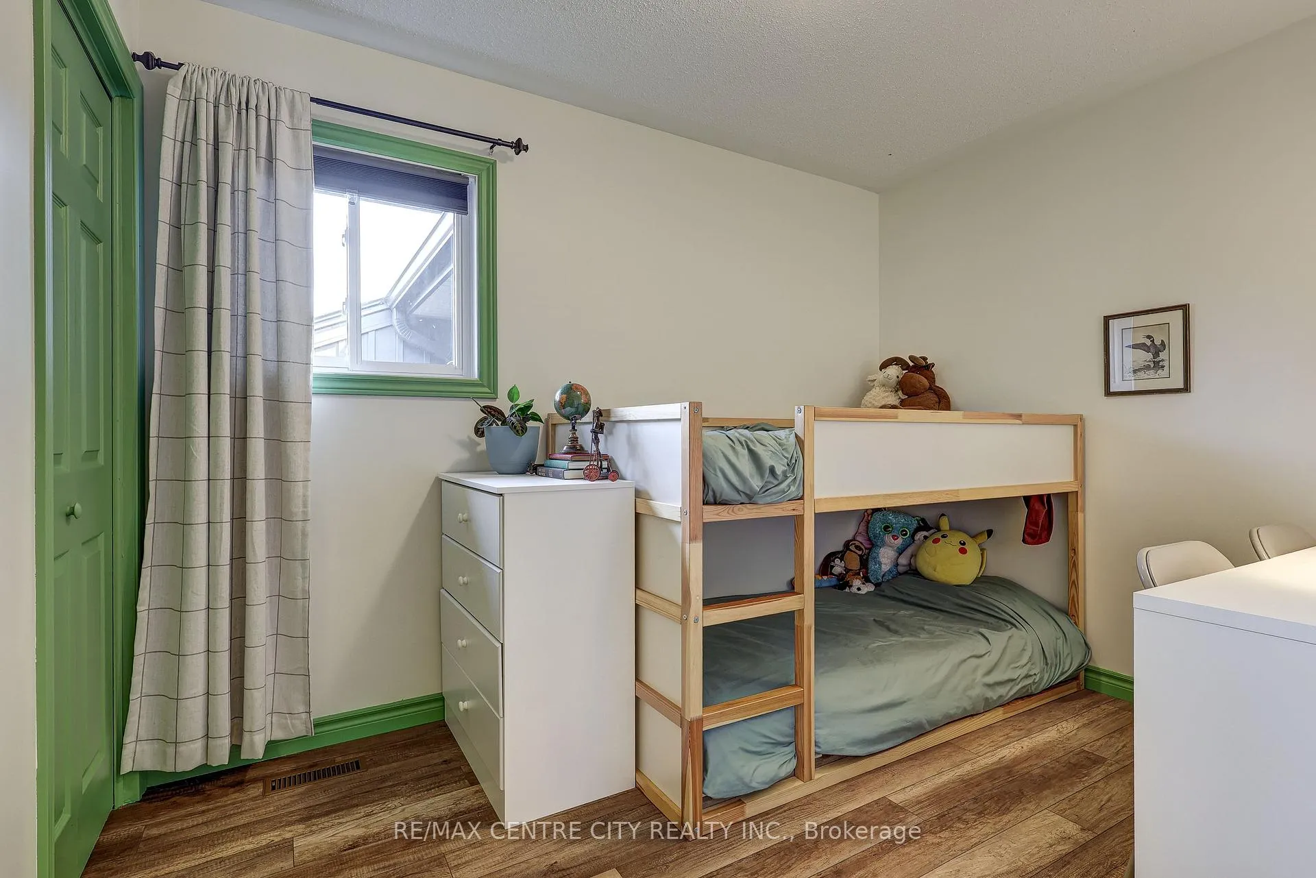Photo 18 of 142 Dufferin Street, Aylmer — HOMEH