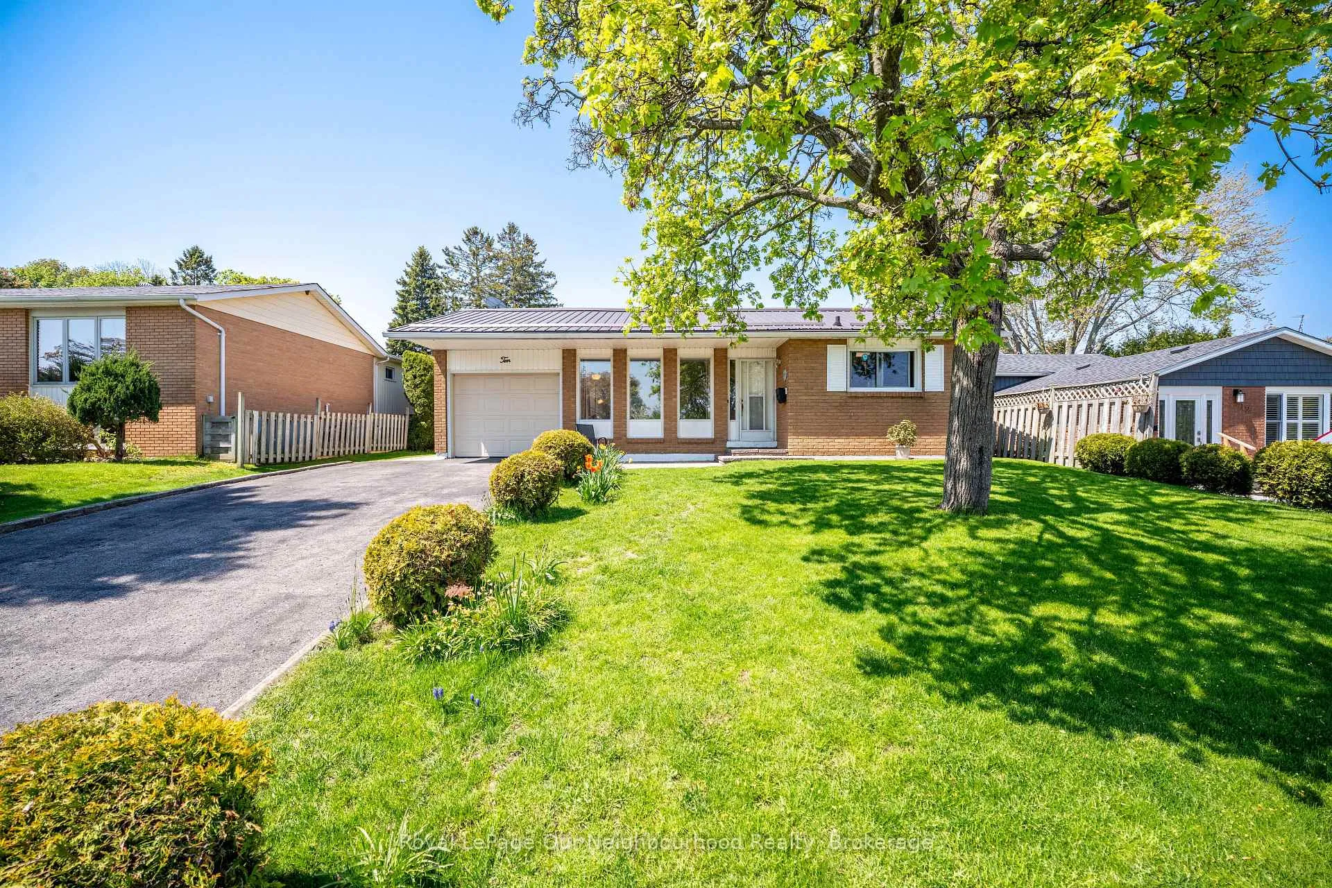 Photo 1 of 10 Calgary Road, Port Hope — HOMEH