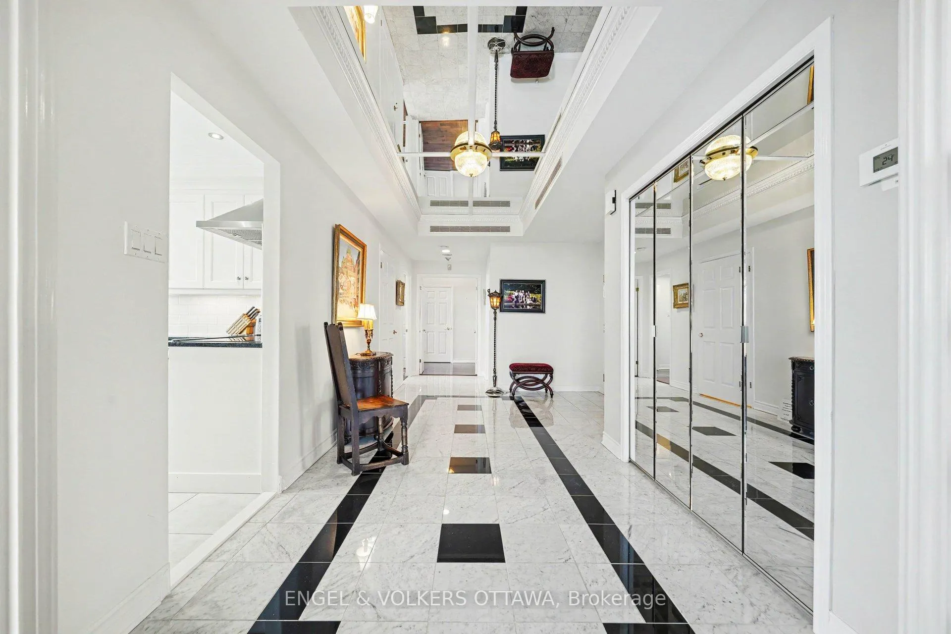 Photo 8 of Unit 802, 1480 Riverside Drive, Ottawa, Riverview Park — HOMEH
