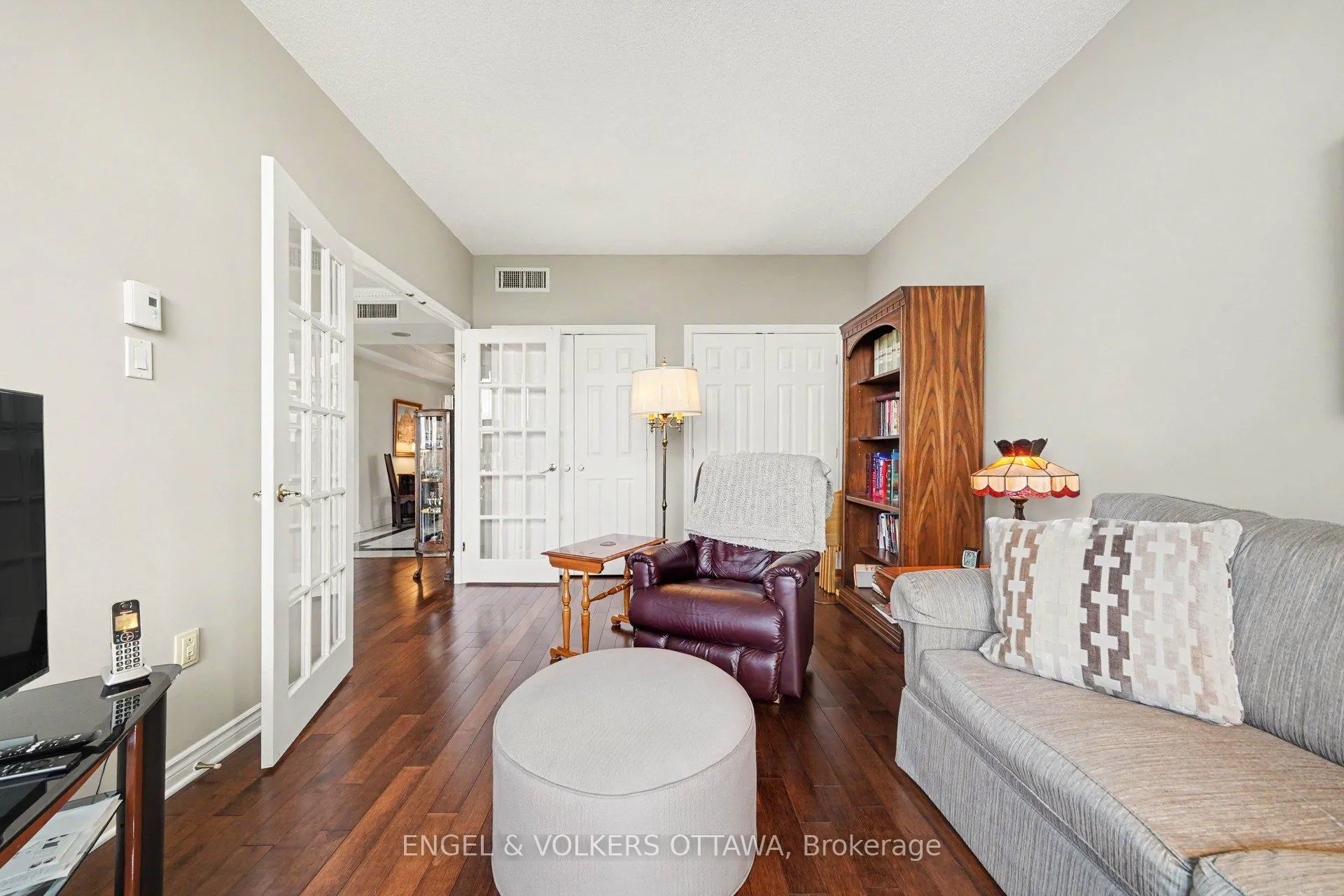 Photo 12 of Unit 802, 1480 Riverside Drive, Ottawa, Riverview Park — HOMEH