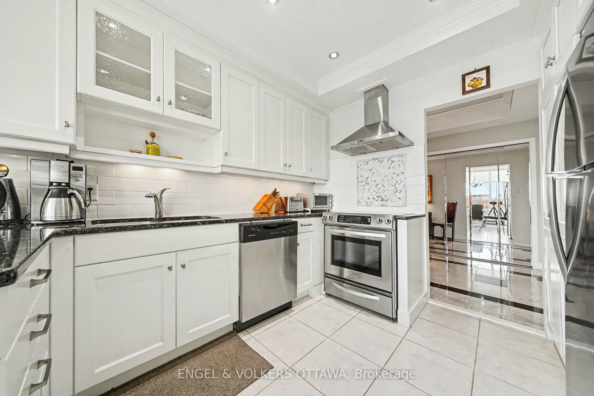 Photo 15 of Unit 802, 1480 Riverside Drive, Ottawa, Riverview Park — HOMEH